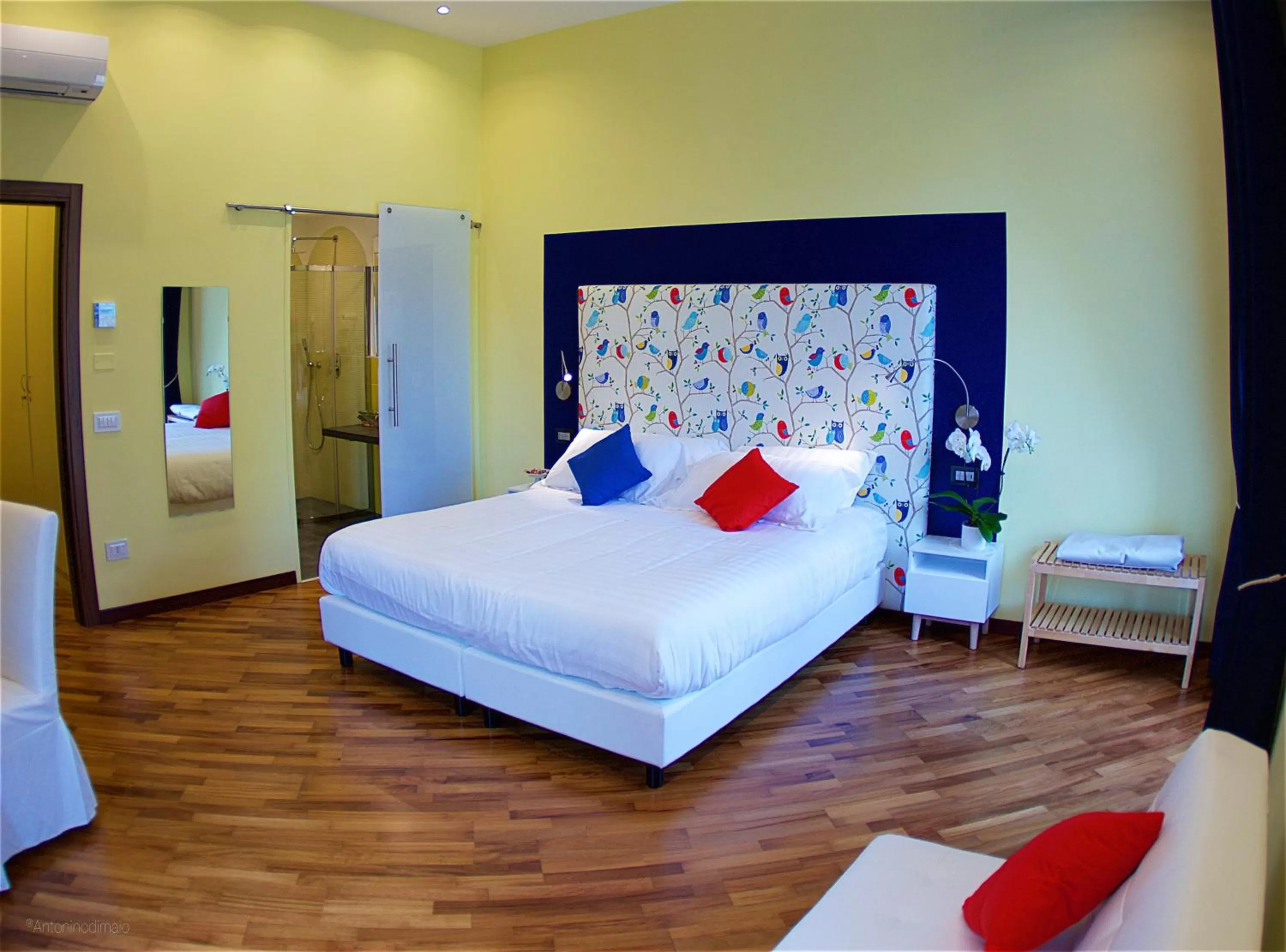 Photo of the whole room, Bed in Il Giardino Segreto