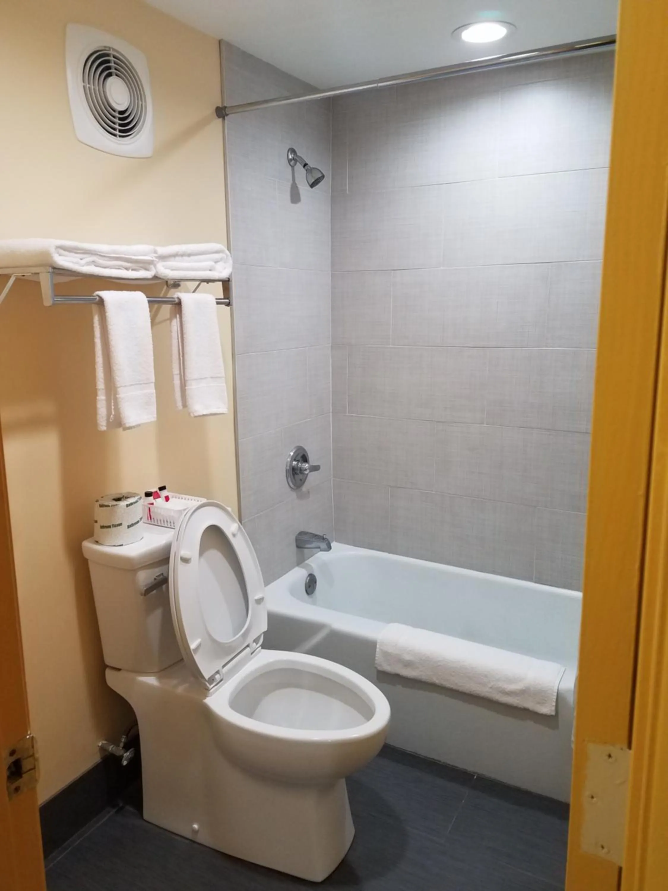 Days Inn by Wyndham Oak Ridge Knoxville