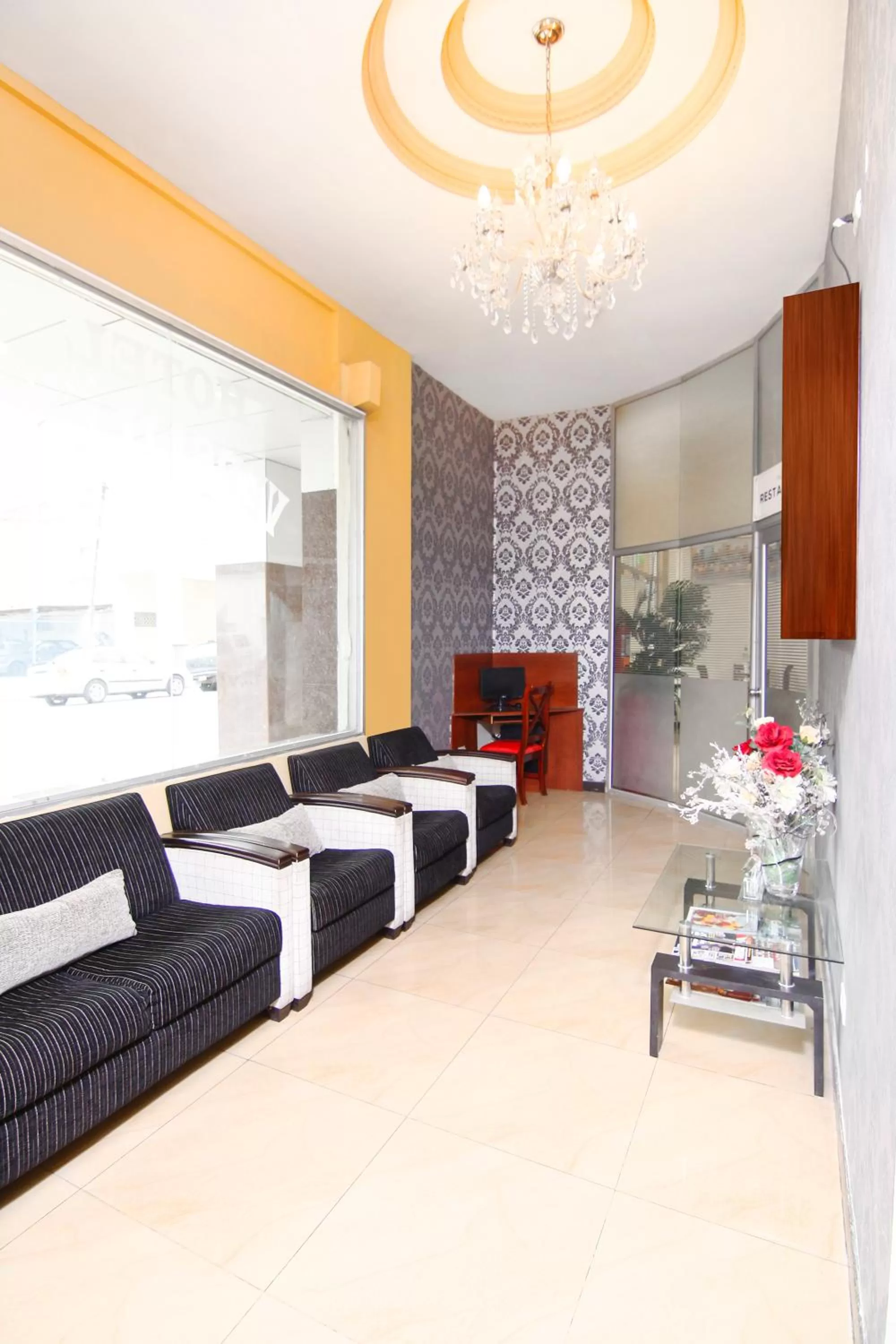 Bed in Hotel Versailles Internacional