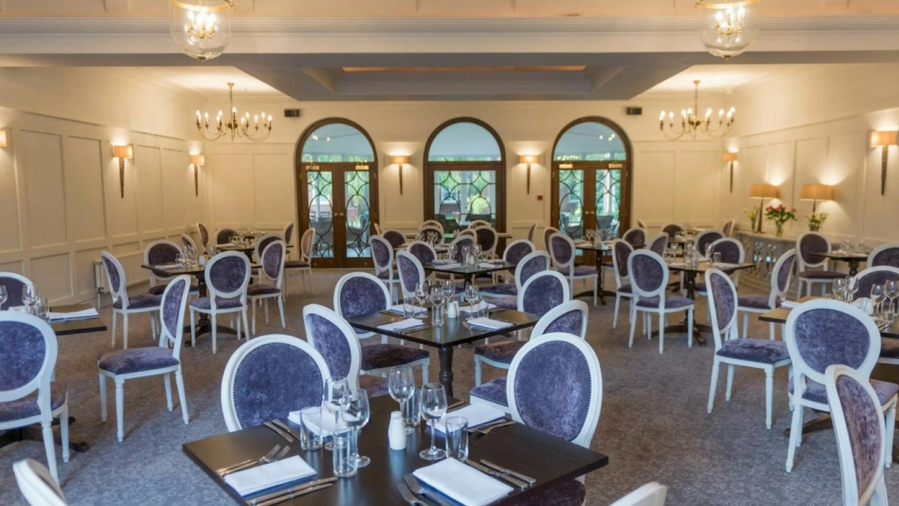 Restaurant/places to eat in Holiday Inn Milton Keynes East M1 Junc 14 by IHG