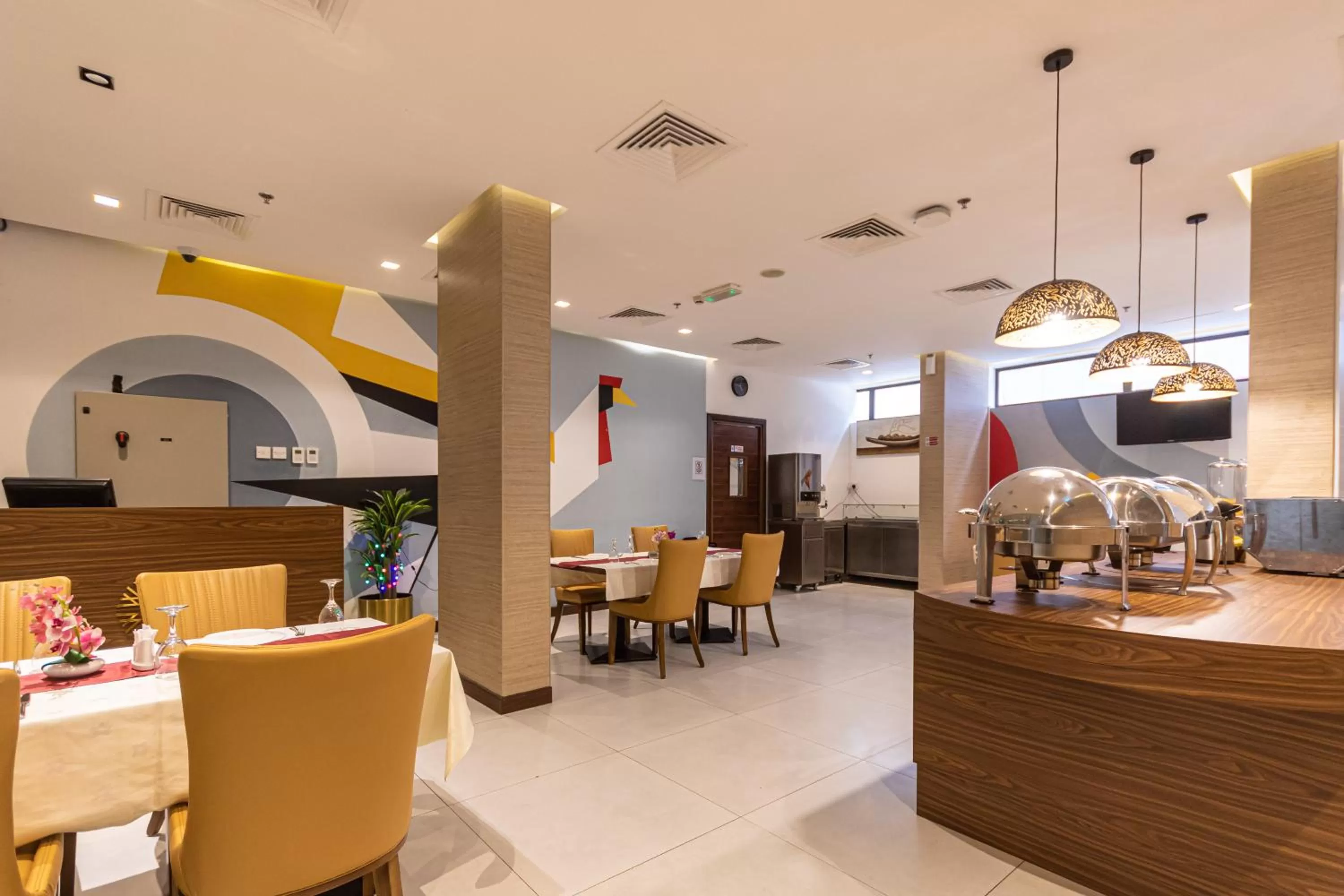 Restaurant/places to eat in Le Wana Hotel