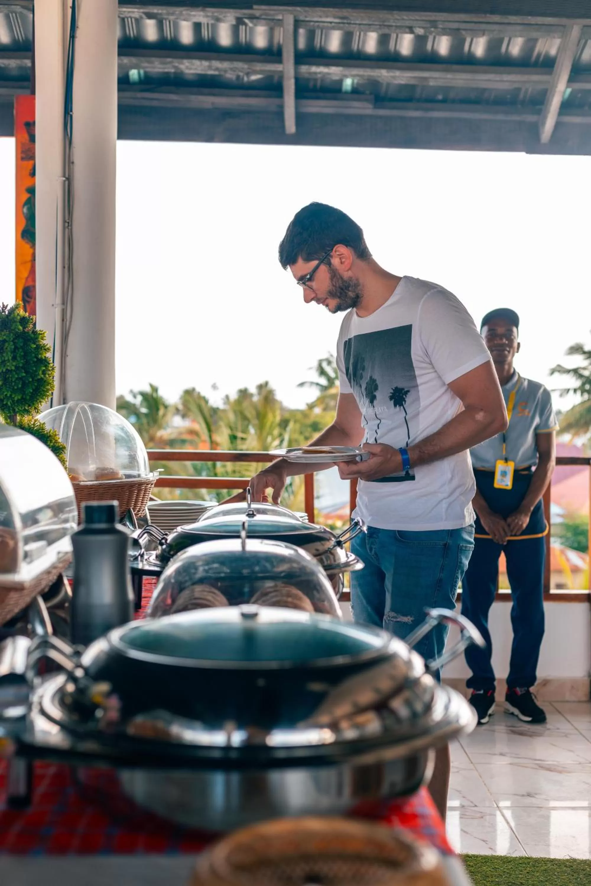 Food and drinks in Canary Nungwi Hotel & Free SPA