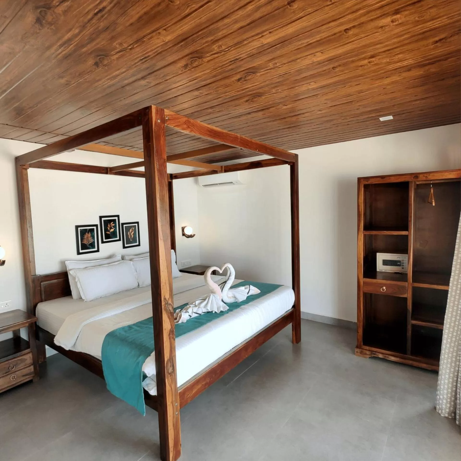 Photo of the whole room, Bunk Bed in The Shore beach resort