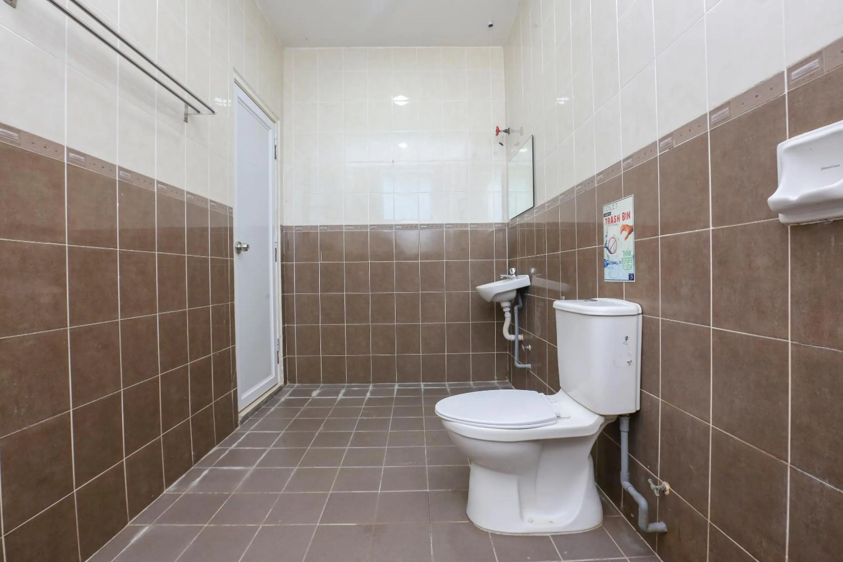 Superior Family Room in OYO 90132 Come Inn Premium