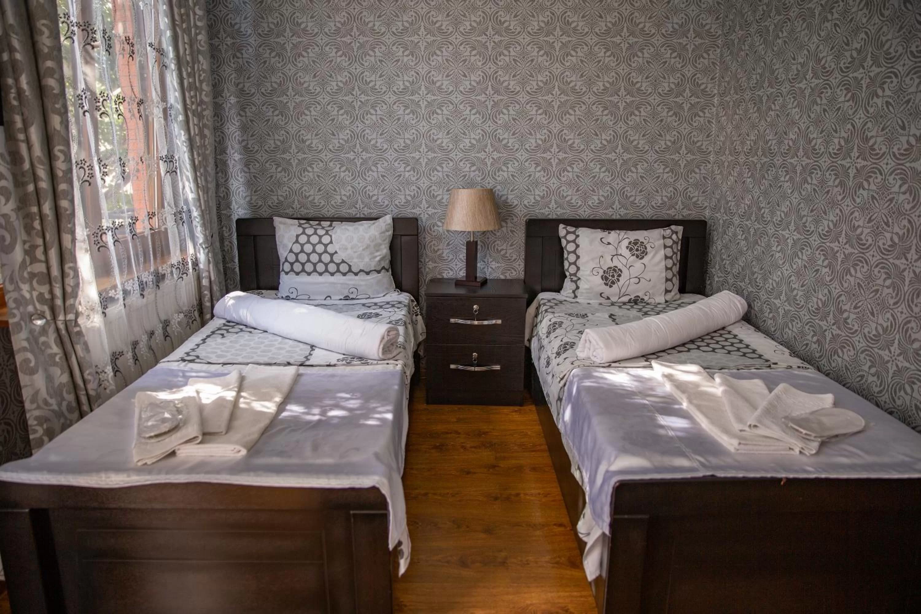 Bedroom, Bed in Family Hotel Kolorit Old Tbilisi