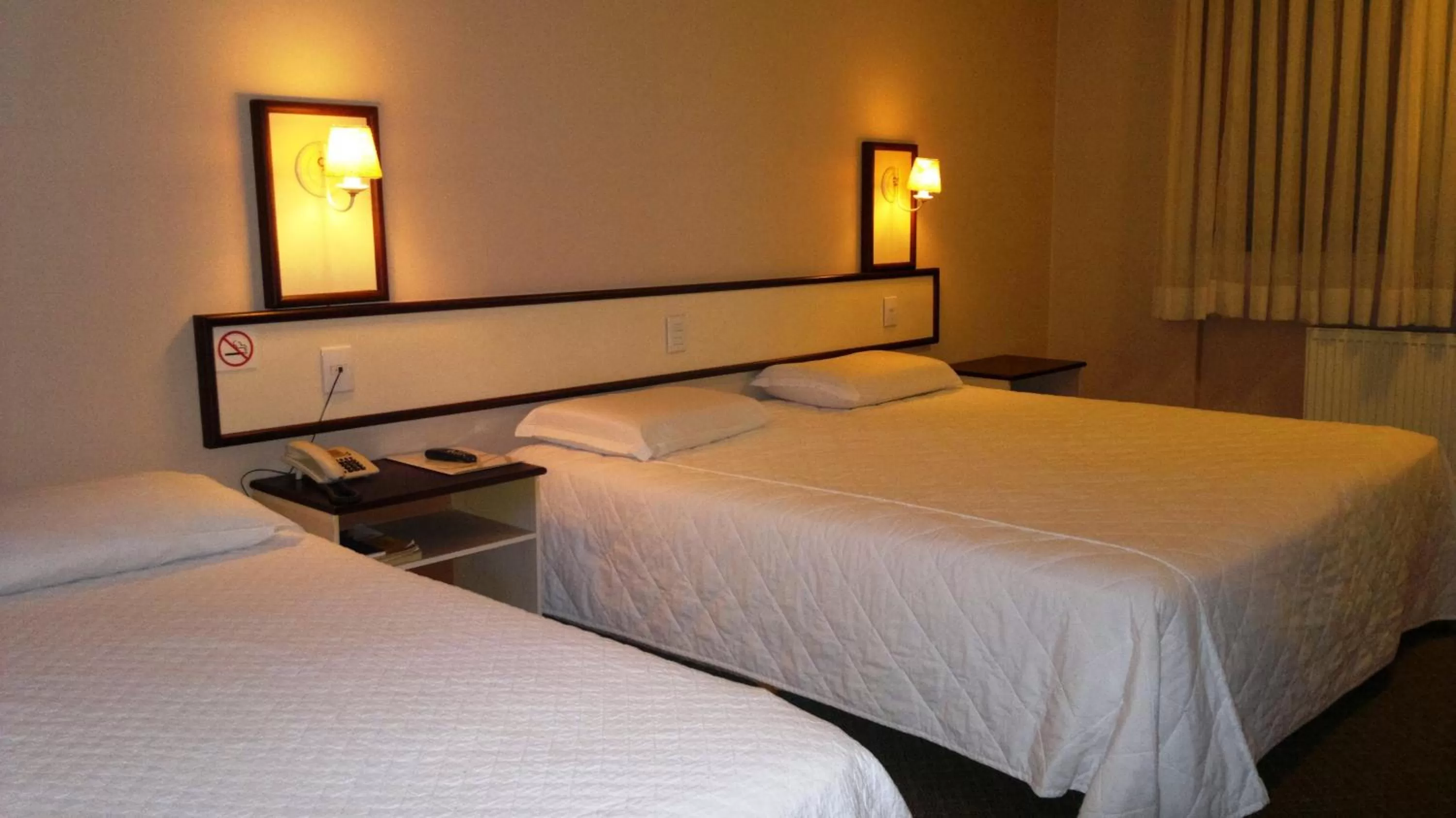 Photo of the whole room, Bed in Farina Park Hotel