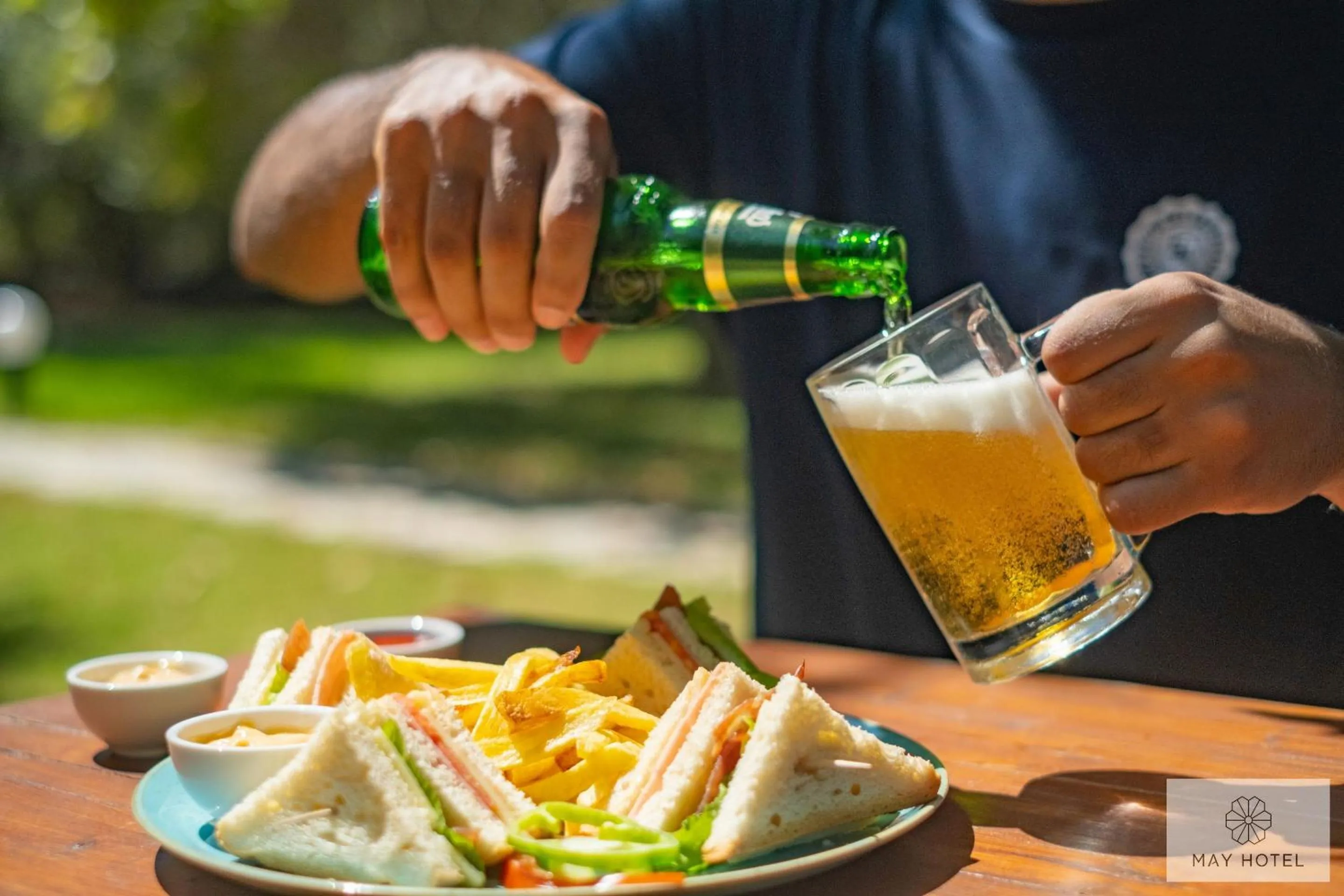 Food and drinks in May Beach Hotel