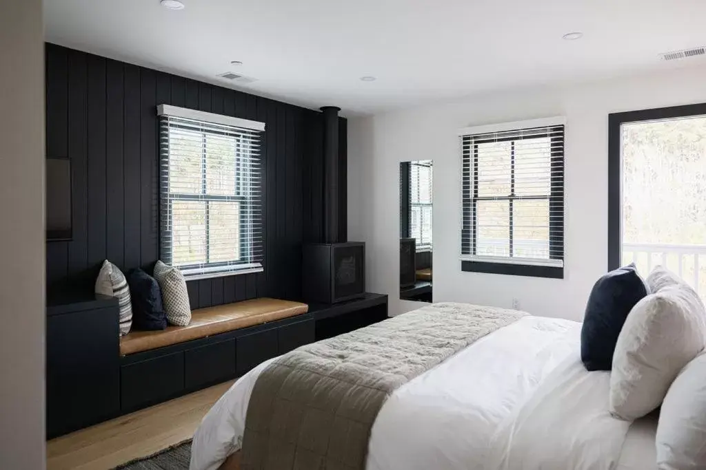 Superior King Room in The Wildset Superior King Room in The Wildset