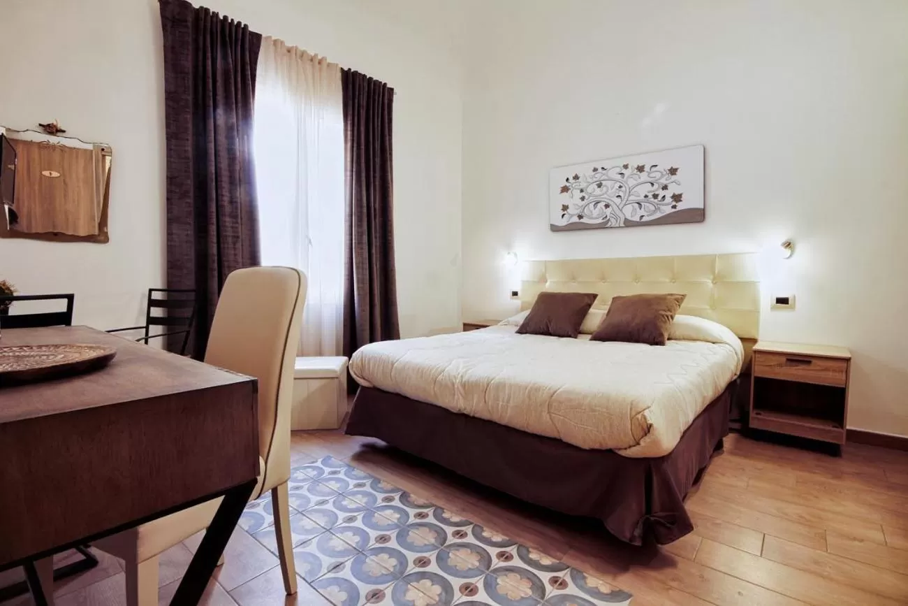 Bedroom, Bed in La corte di Angelica