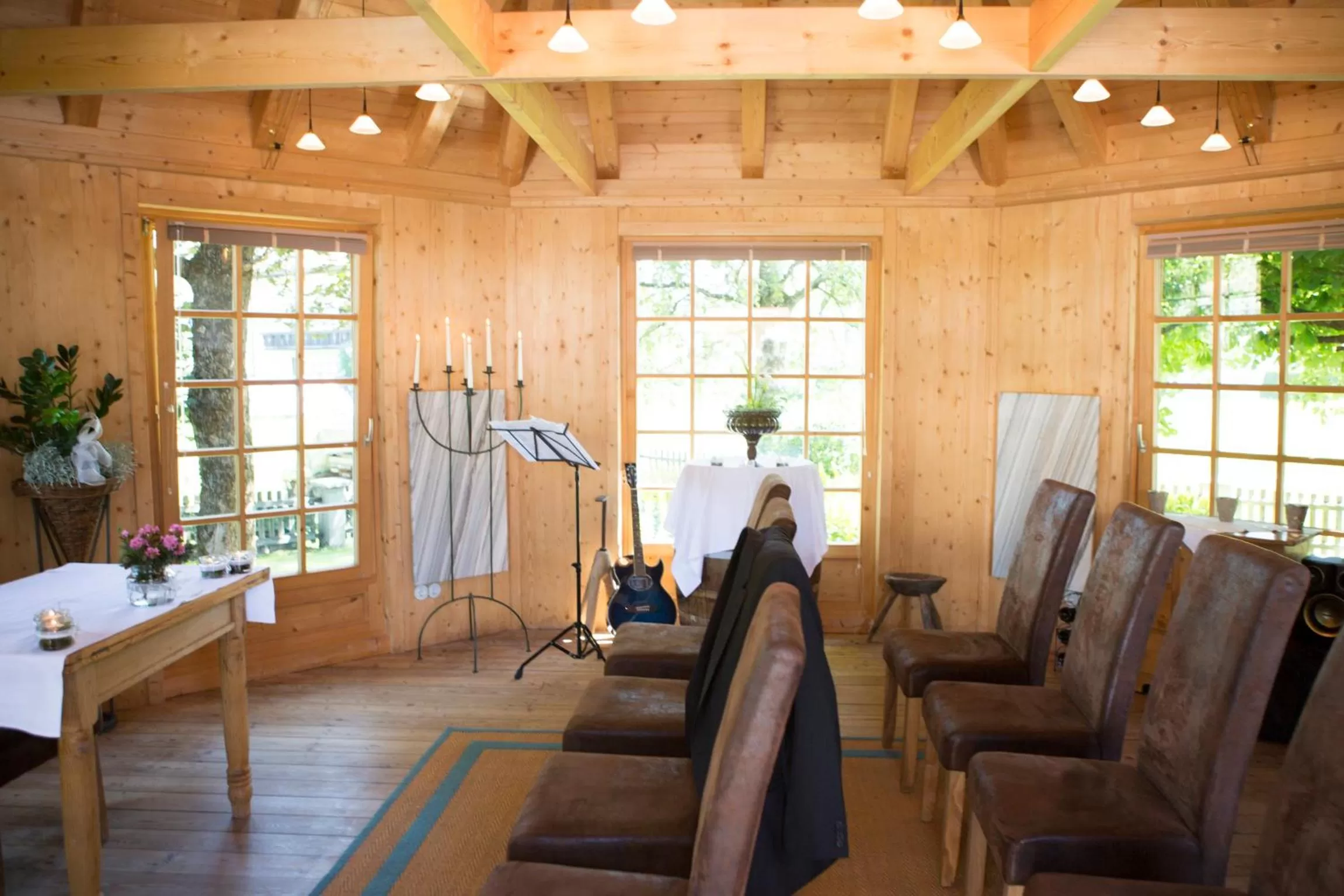 Area and facilities in Scheffer's Hotel