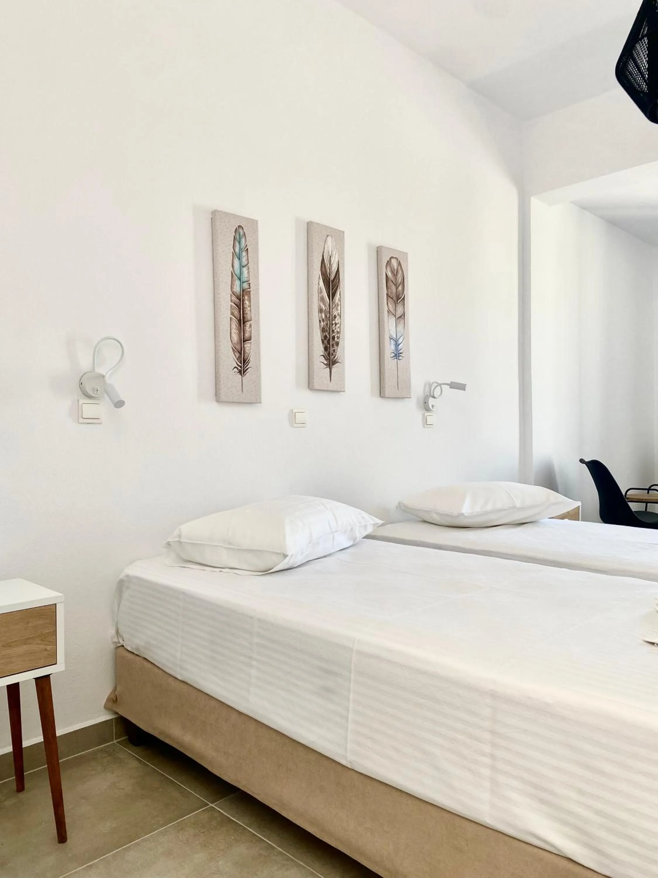 Photo of the whole room, Bed in Fikas Hotel