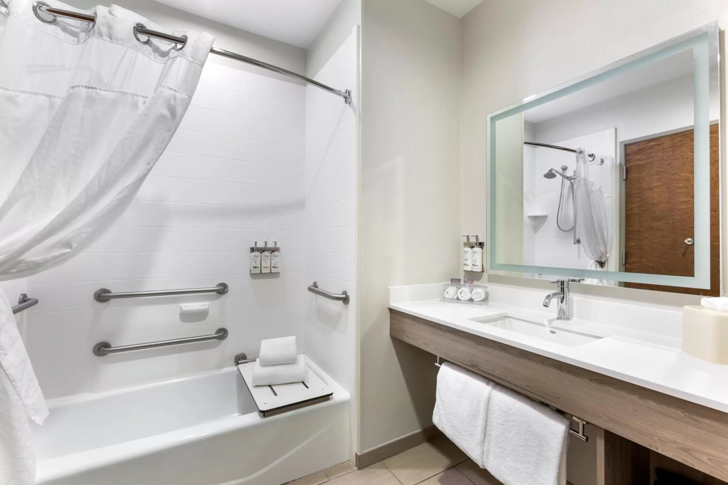 Bathroom in Holiday Inn Express Belgrade-Bozeman Area by IHG