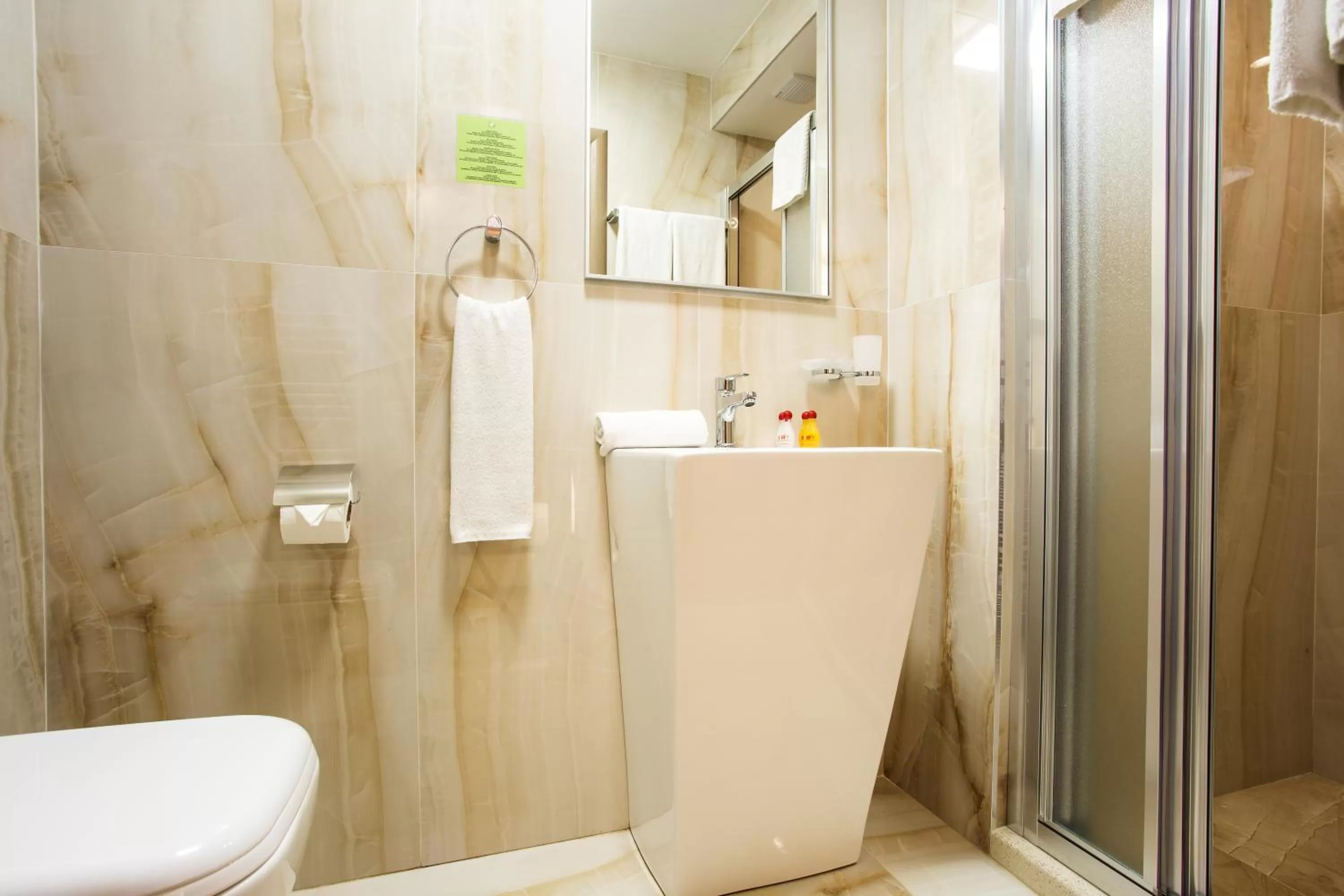 Sofia Place Hotel by HMG