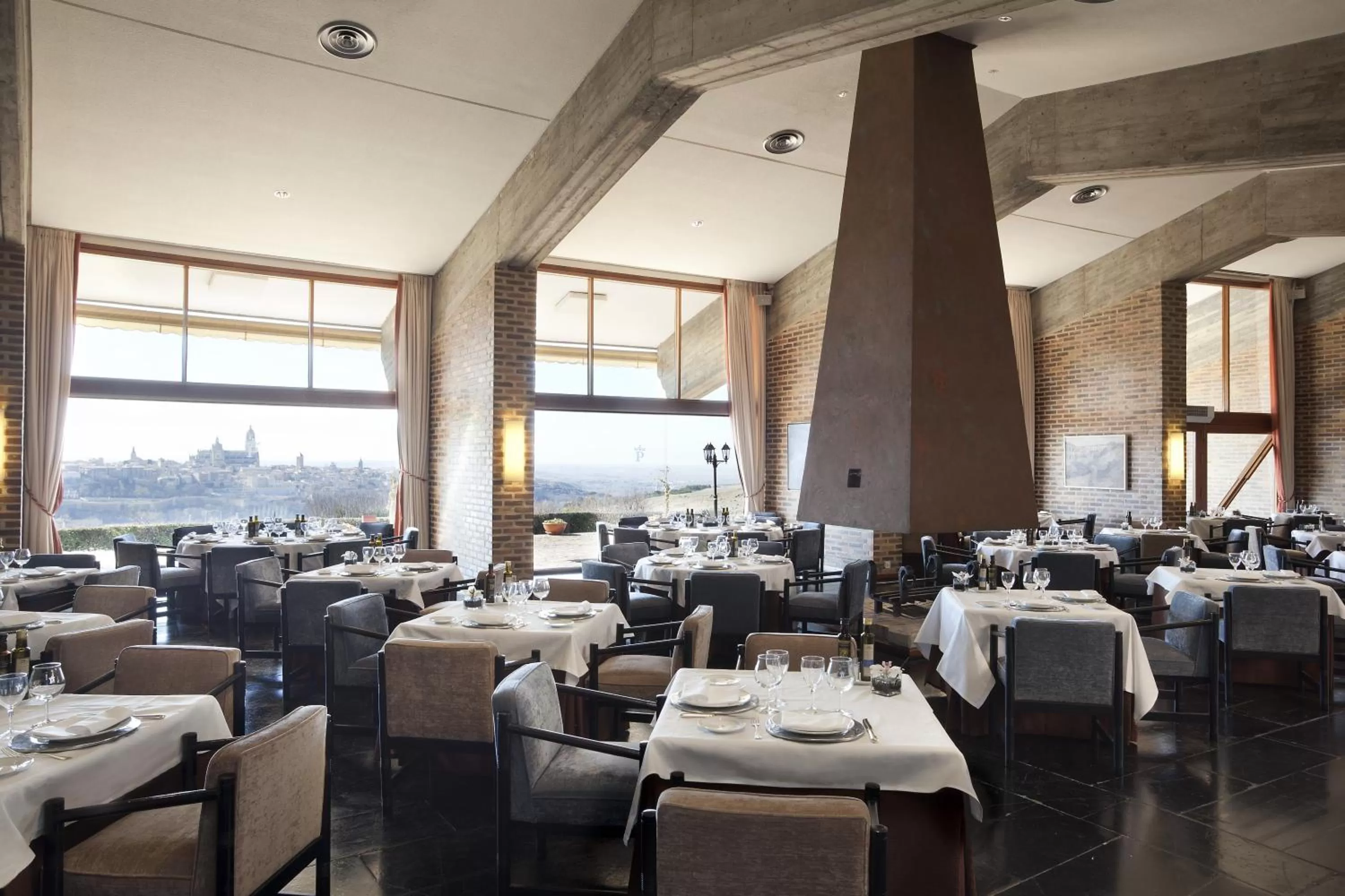 Restaurant/places to eat in Parador de Segovia