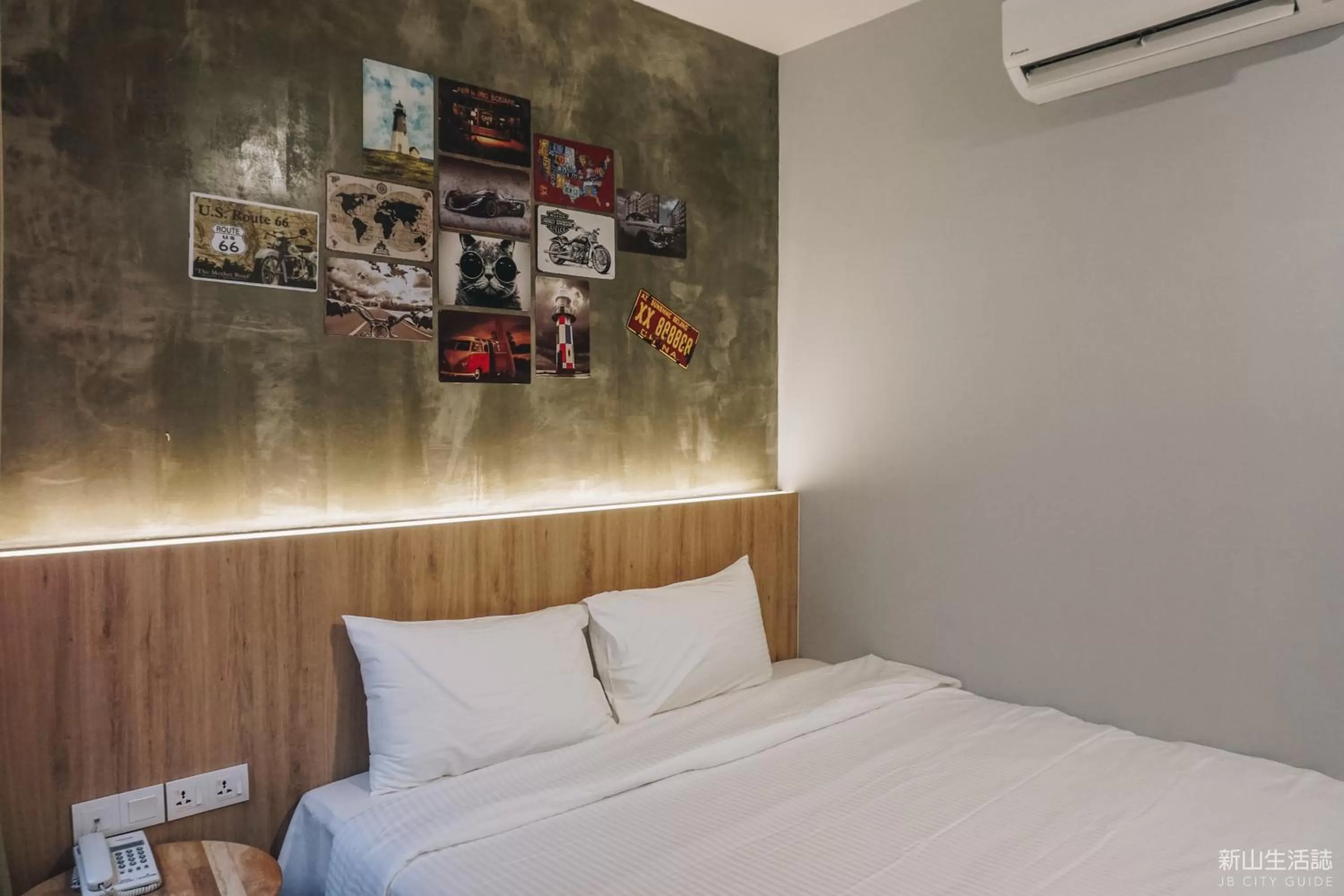 Bed in HOTEL CIQ, JALAN TRUS