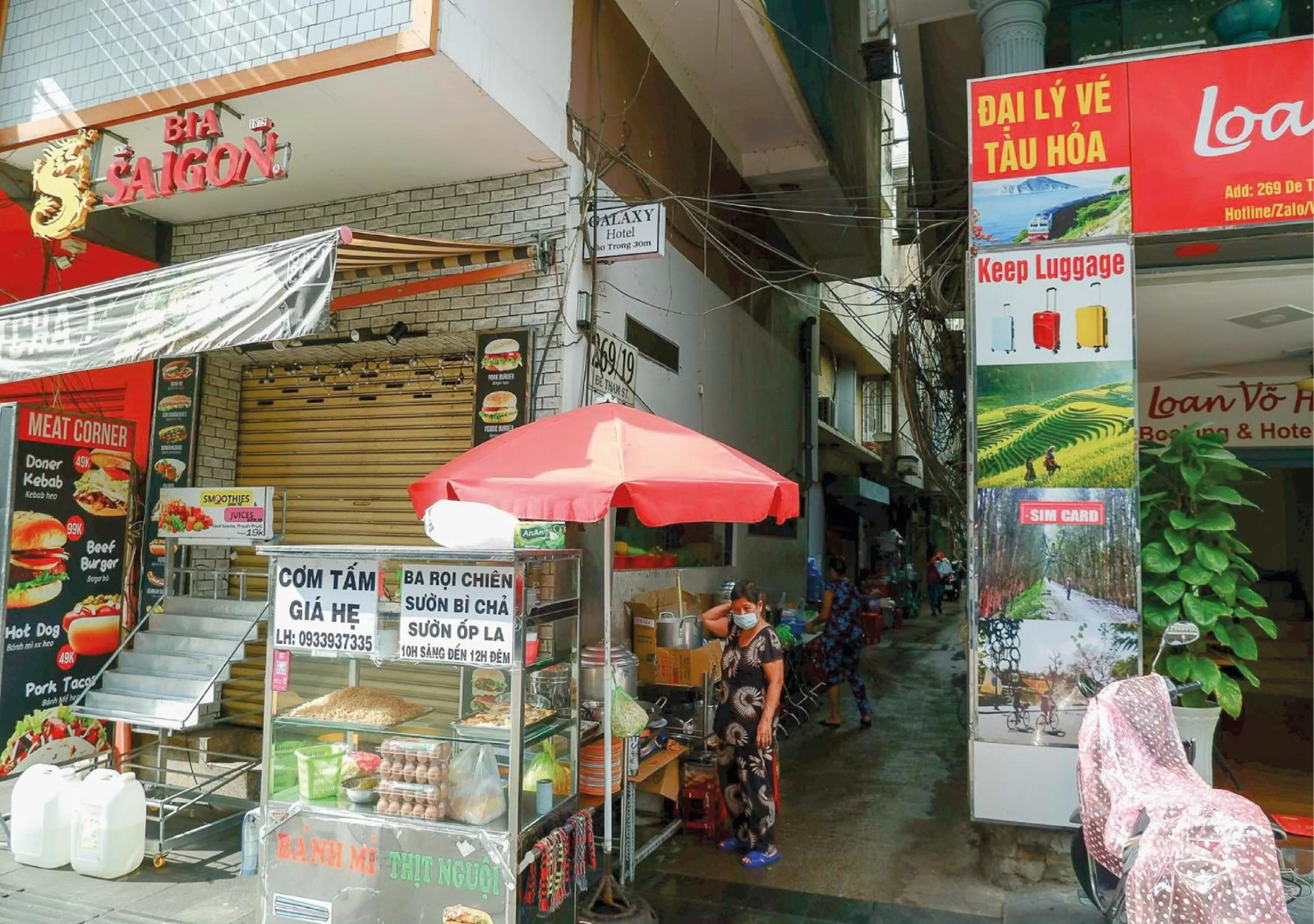 Day in Galaxy Boutique Sai Gon Central Hotel