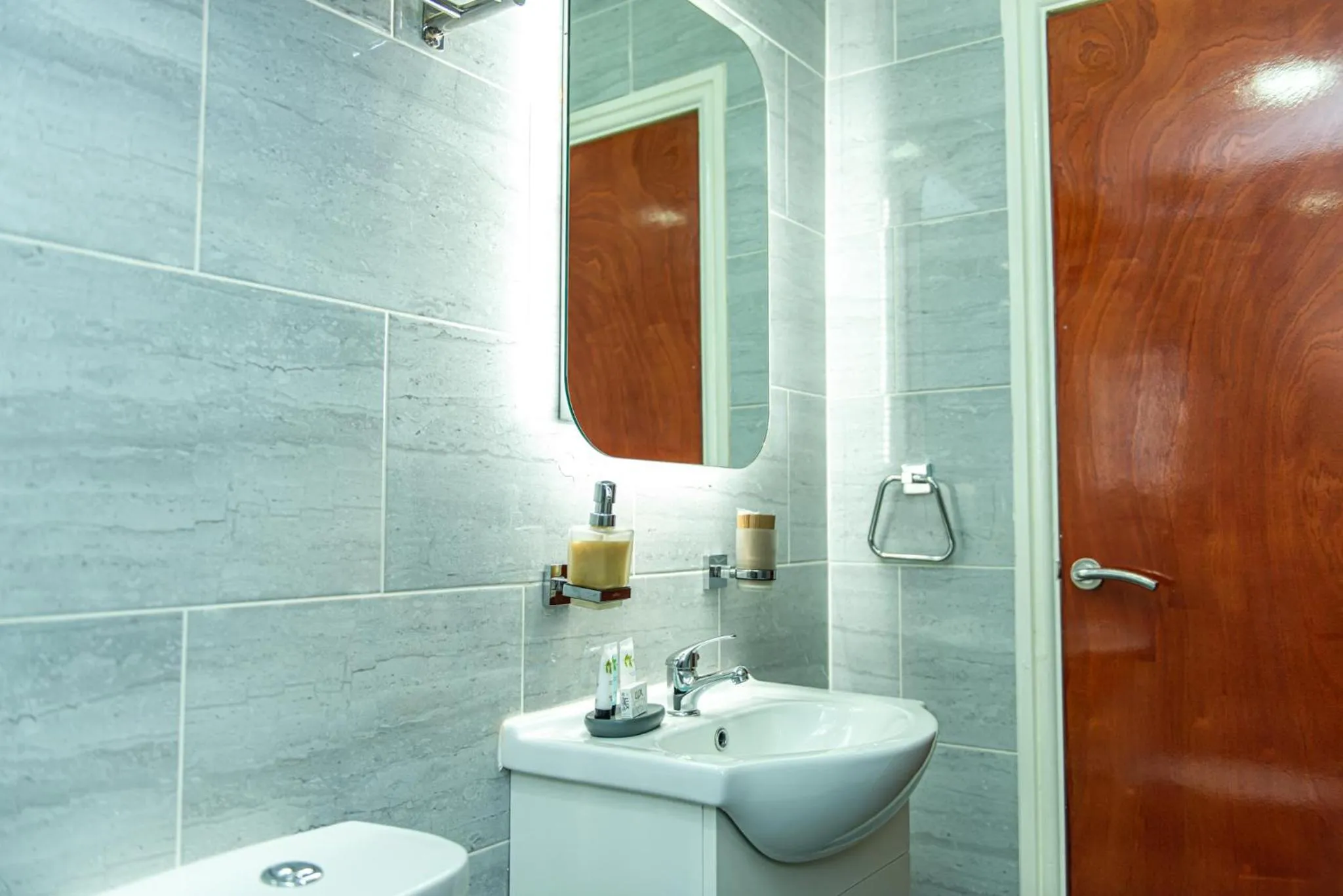 Meridian Serviced Apartments