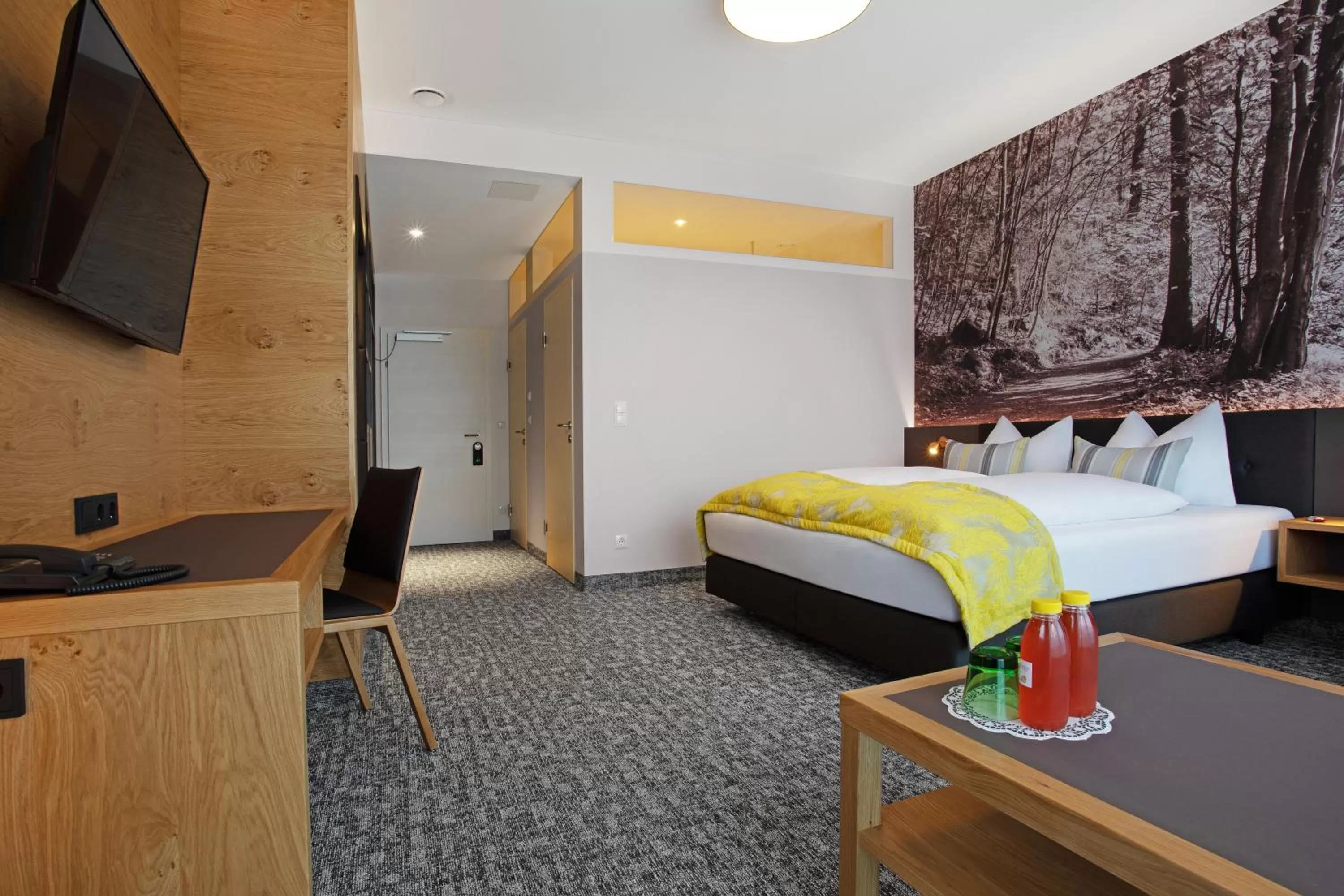 Photo of the whole room, Bed in Hotel Hausschachen