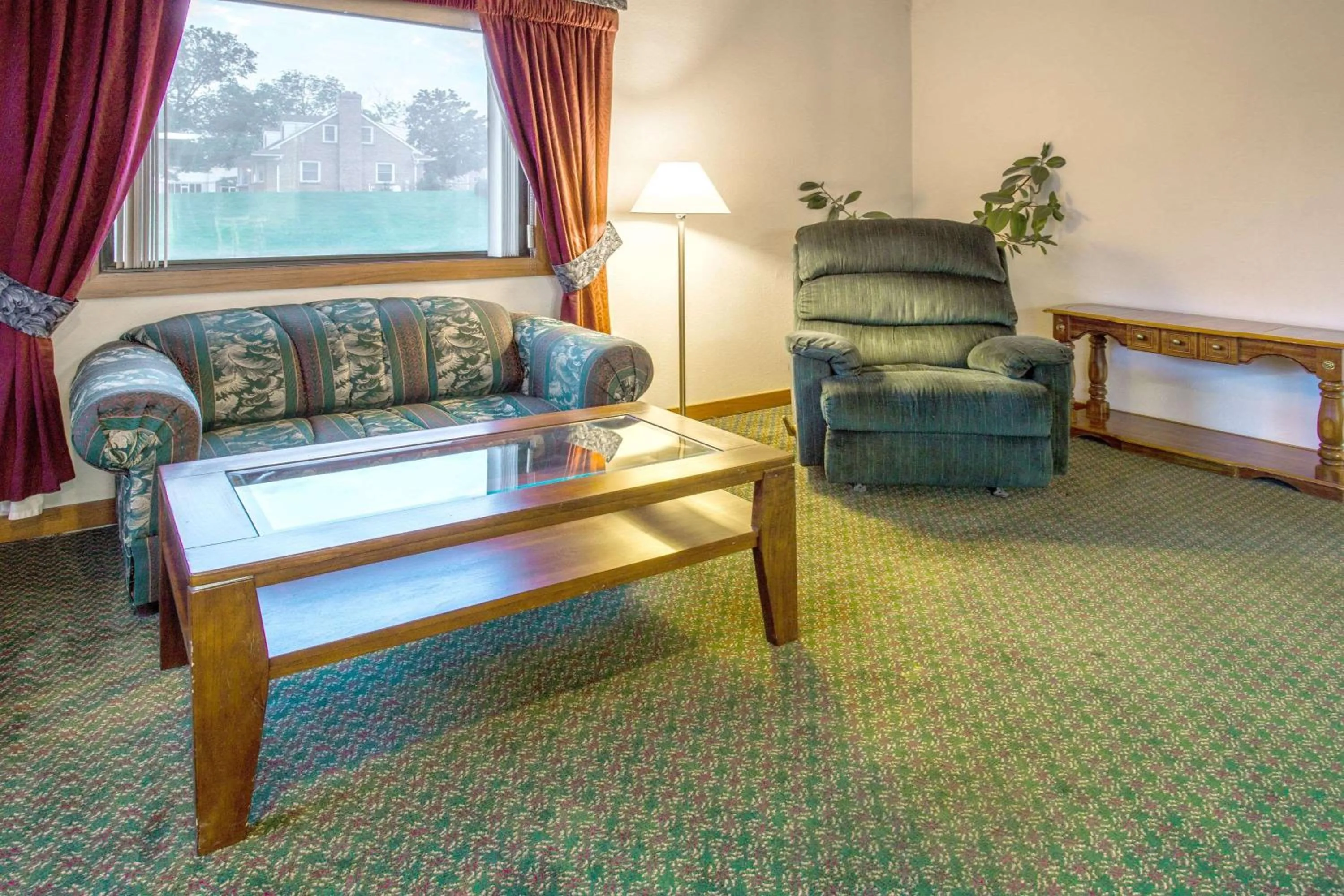 Lobby or reception in Super 8 by Wyndham Hartford WI