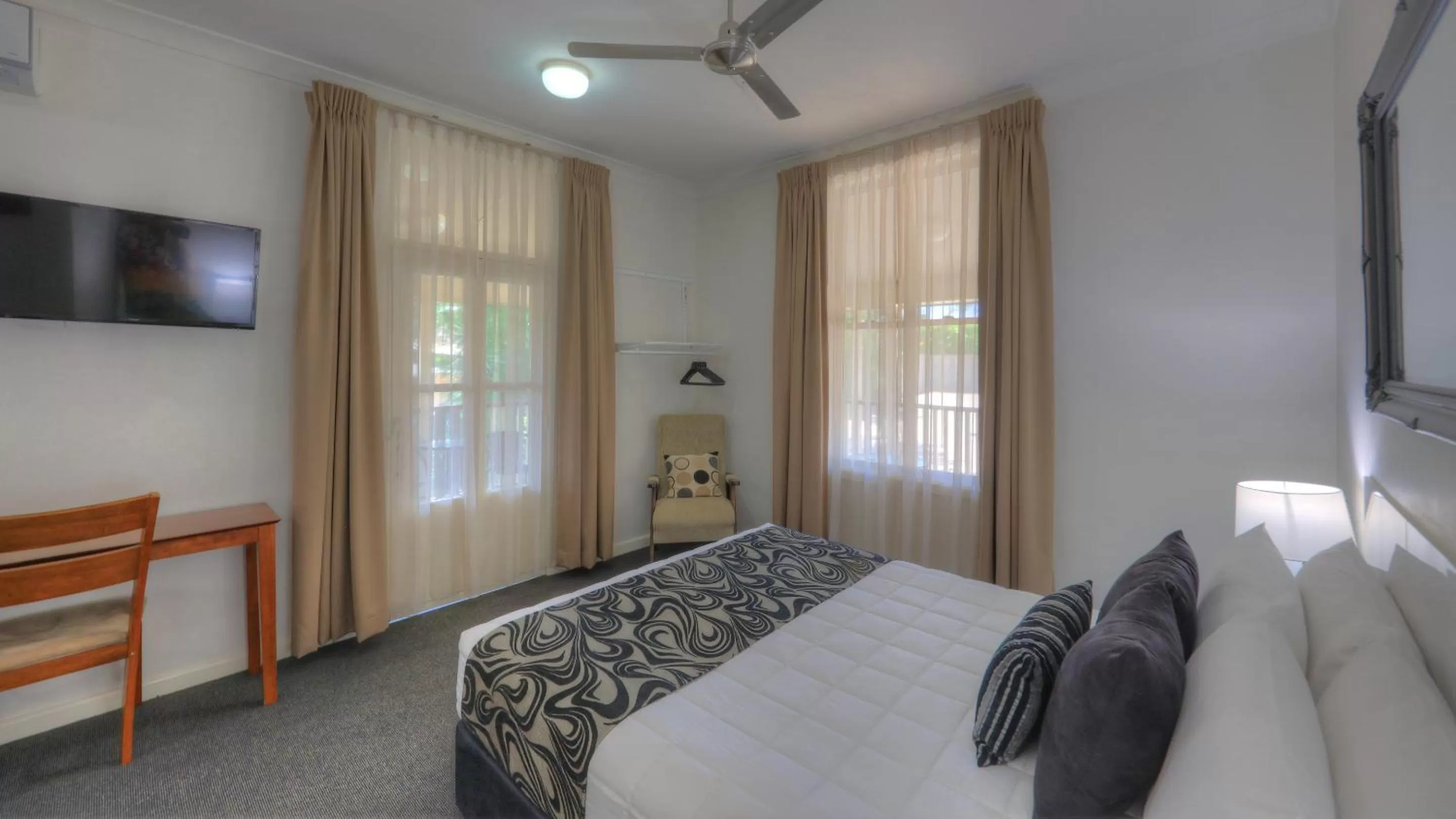 Bedroom, Bed in Heritage River Motor Inn