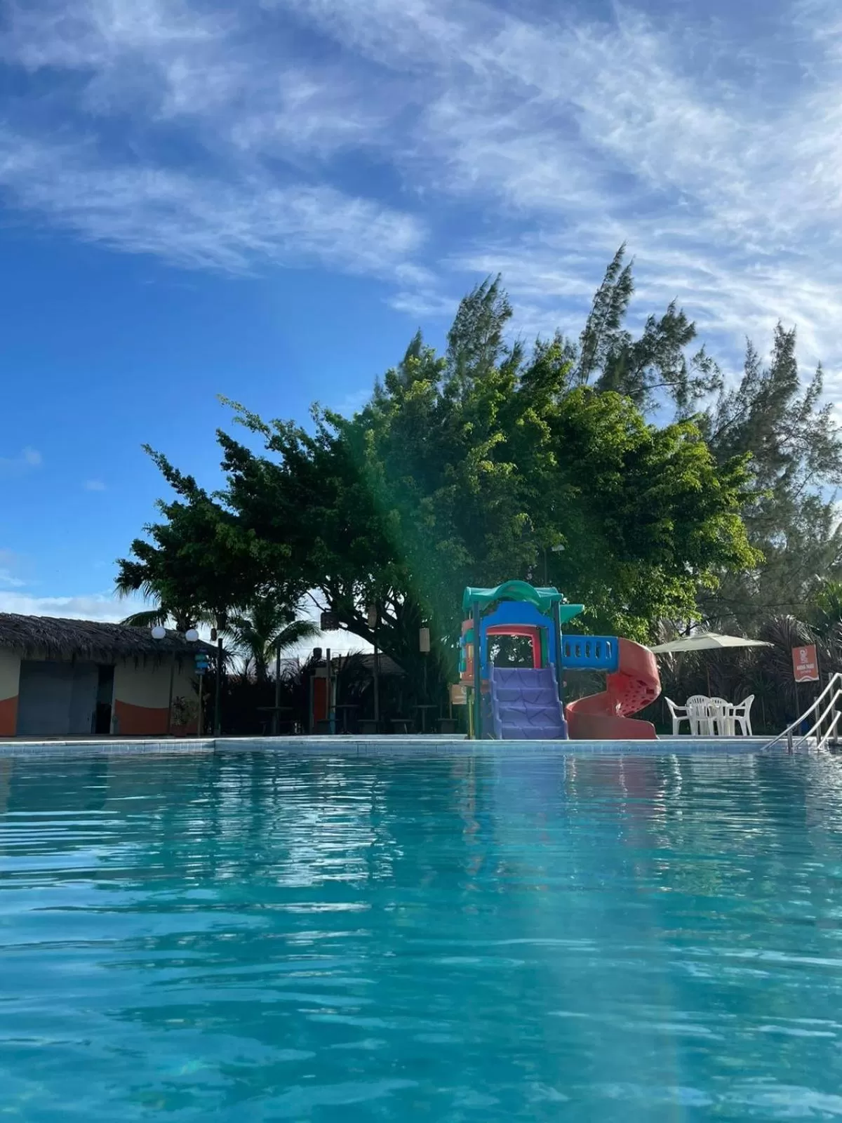Swimming pool in Arena Carneiros Hotel by AFT