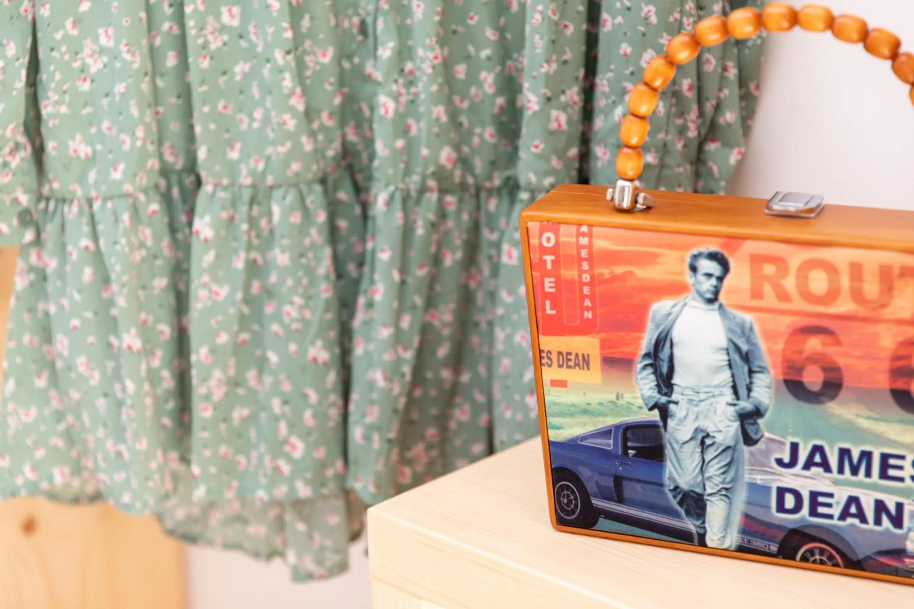 Communal lounge/ TV room in Depis Place and Apartments