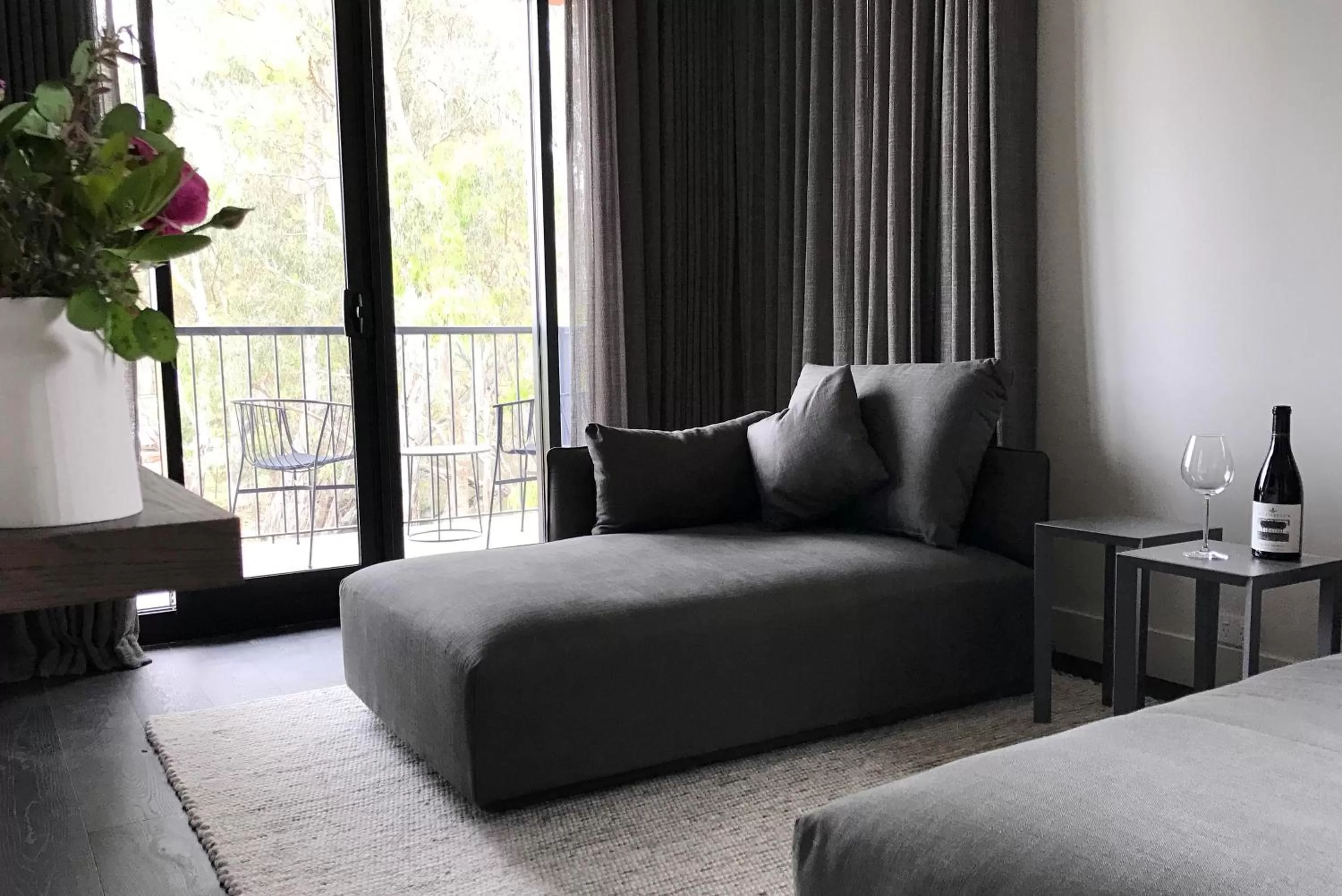 Bed in The Mitchelton Hotel Nagambie