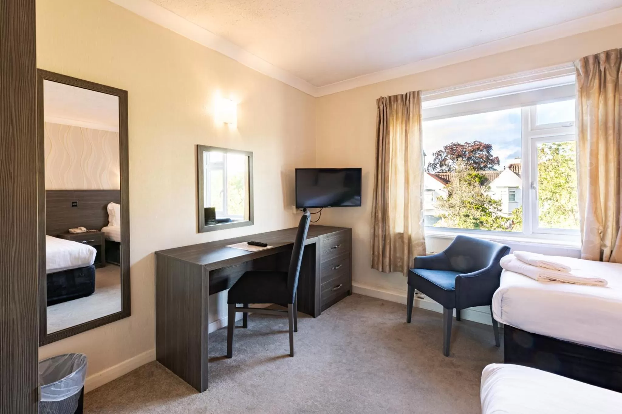 Bedroom in Parkmore Hotel & Leisure Club, Sure Hotel Collection by BW