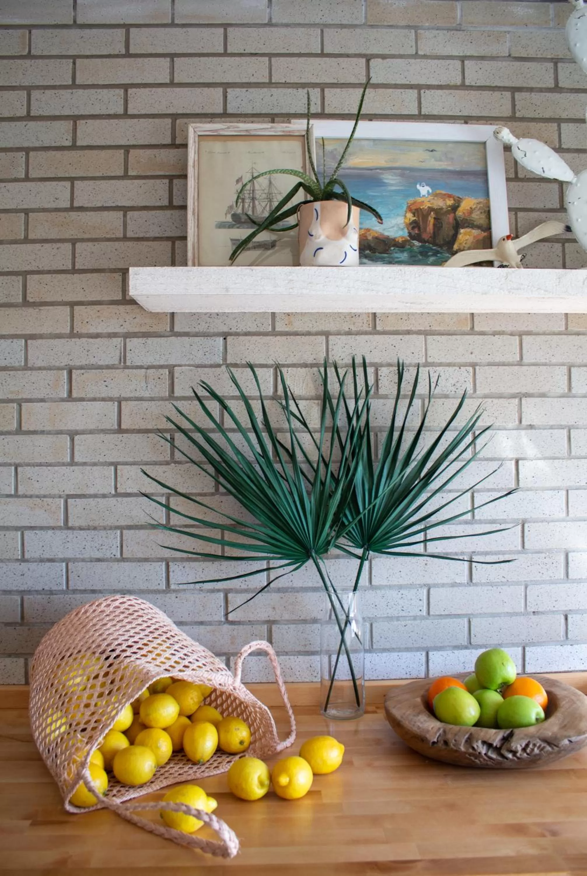 Coffee/tea facilities in The Surfside Hotel