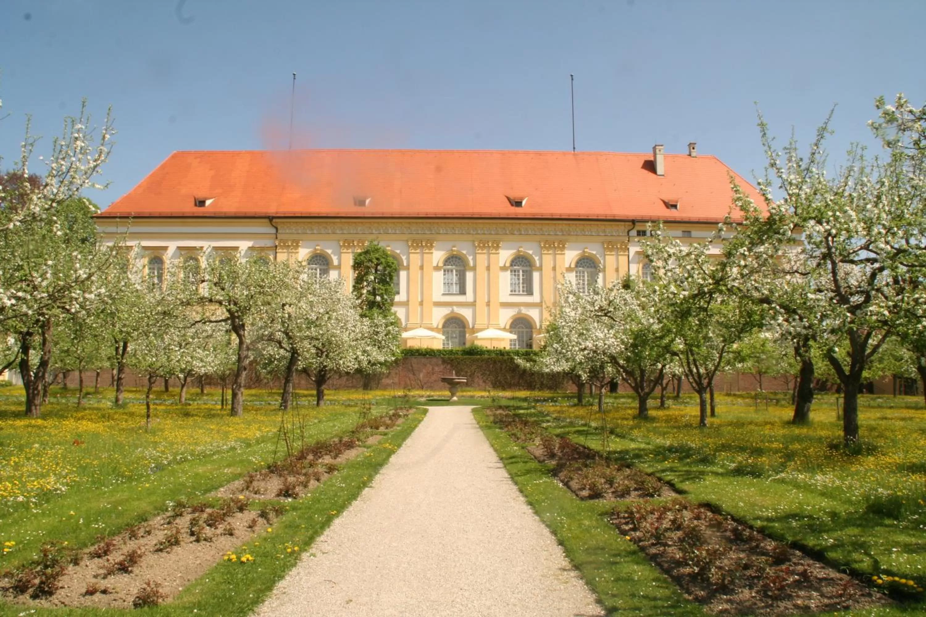 Area and facilities in Hotel DAH-Inn
