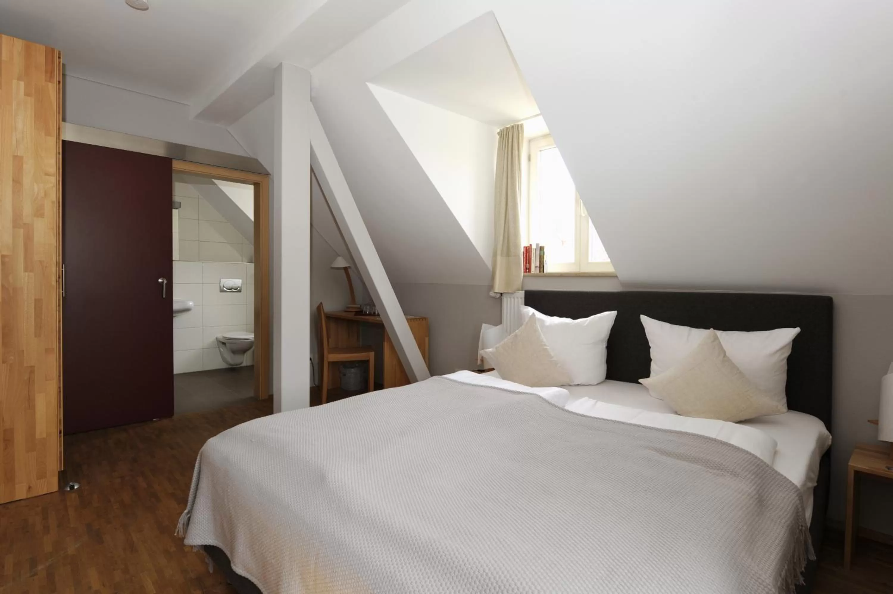 Luxury Single Room in Stiftsgut Keysermühle