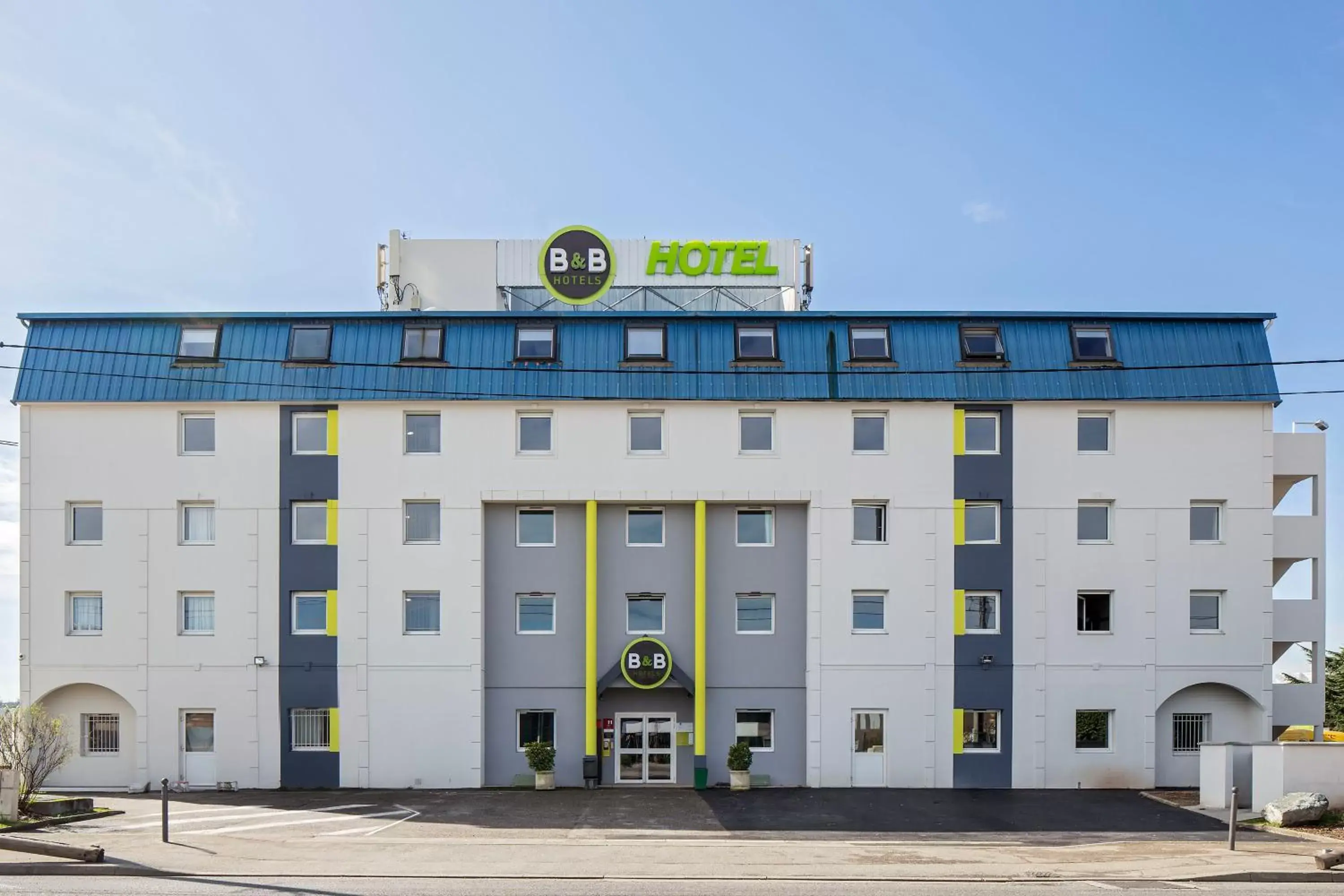 B&B HOTEL Lyon Grand Stade Meyzieu B&B HOTEL Lyon Grand Stade Meyzieu