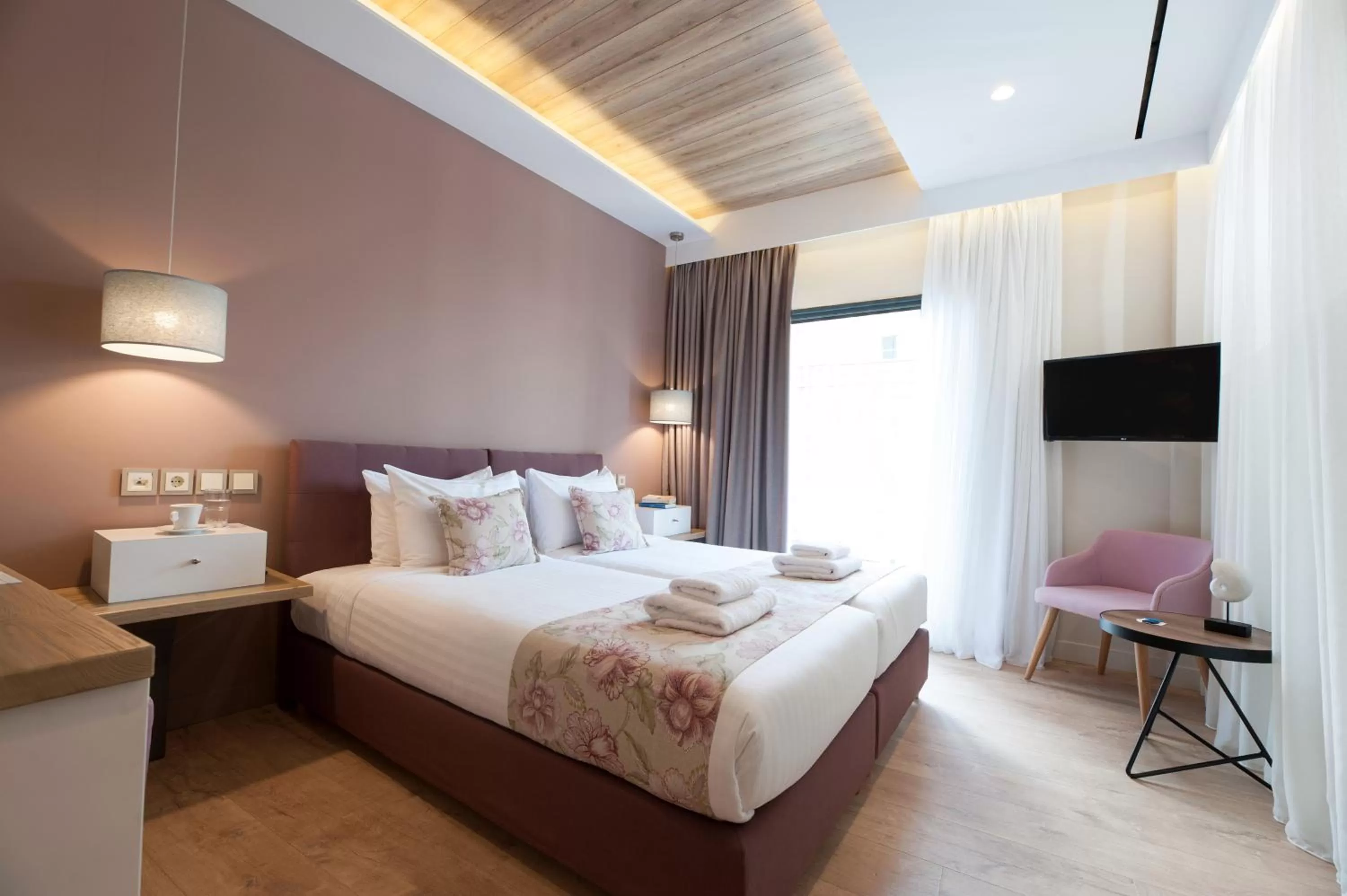 Photo of the whole room in Seasabelle Hotel near Athens Airport