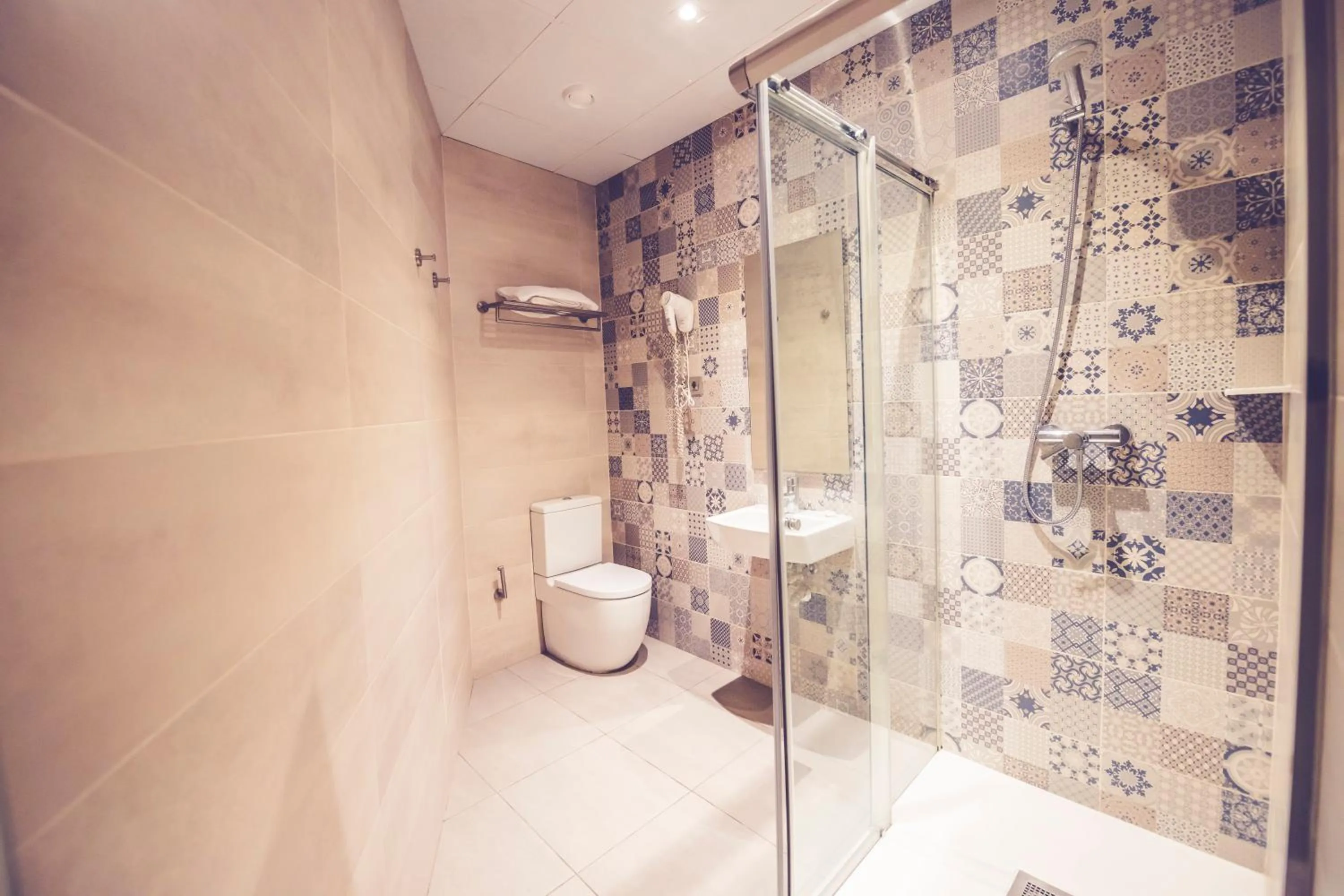 Bathroom in Hostal Marlasca