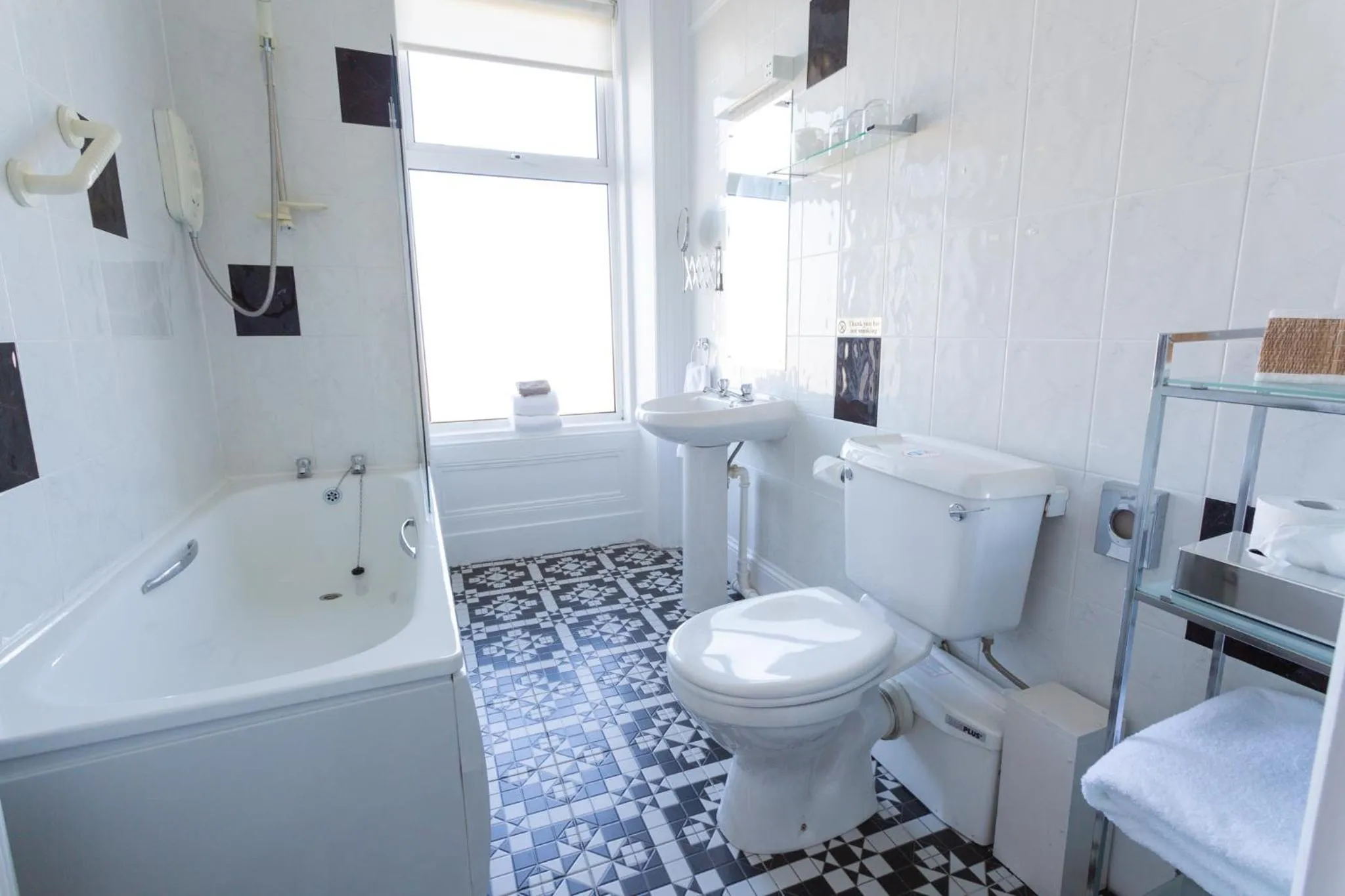 Bathroom in Shelleven Guest House