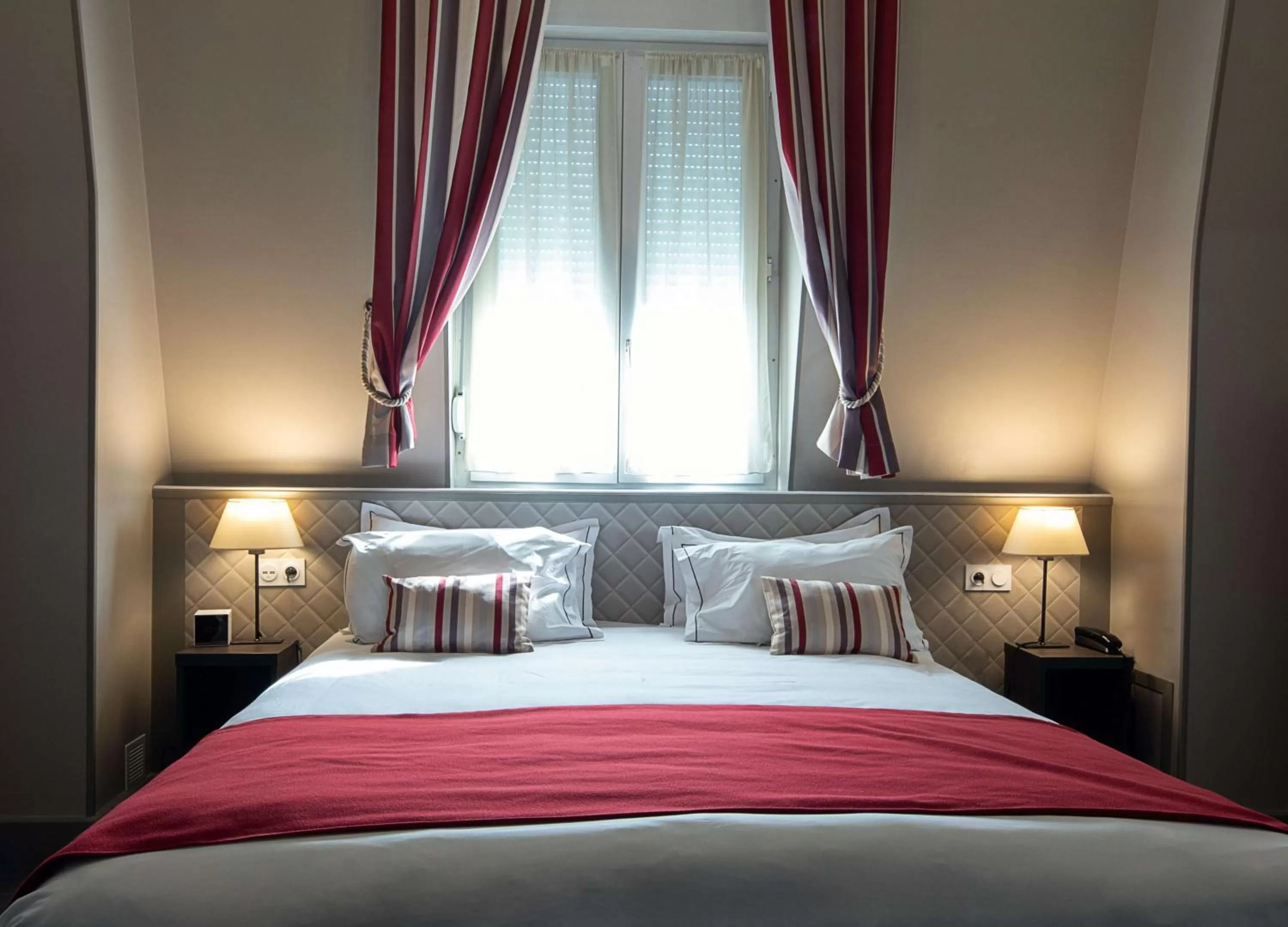 Photo of the whole room, Bed in Best Western Central Hotel