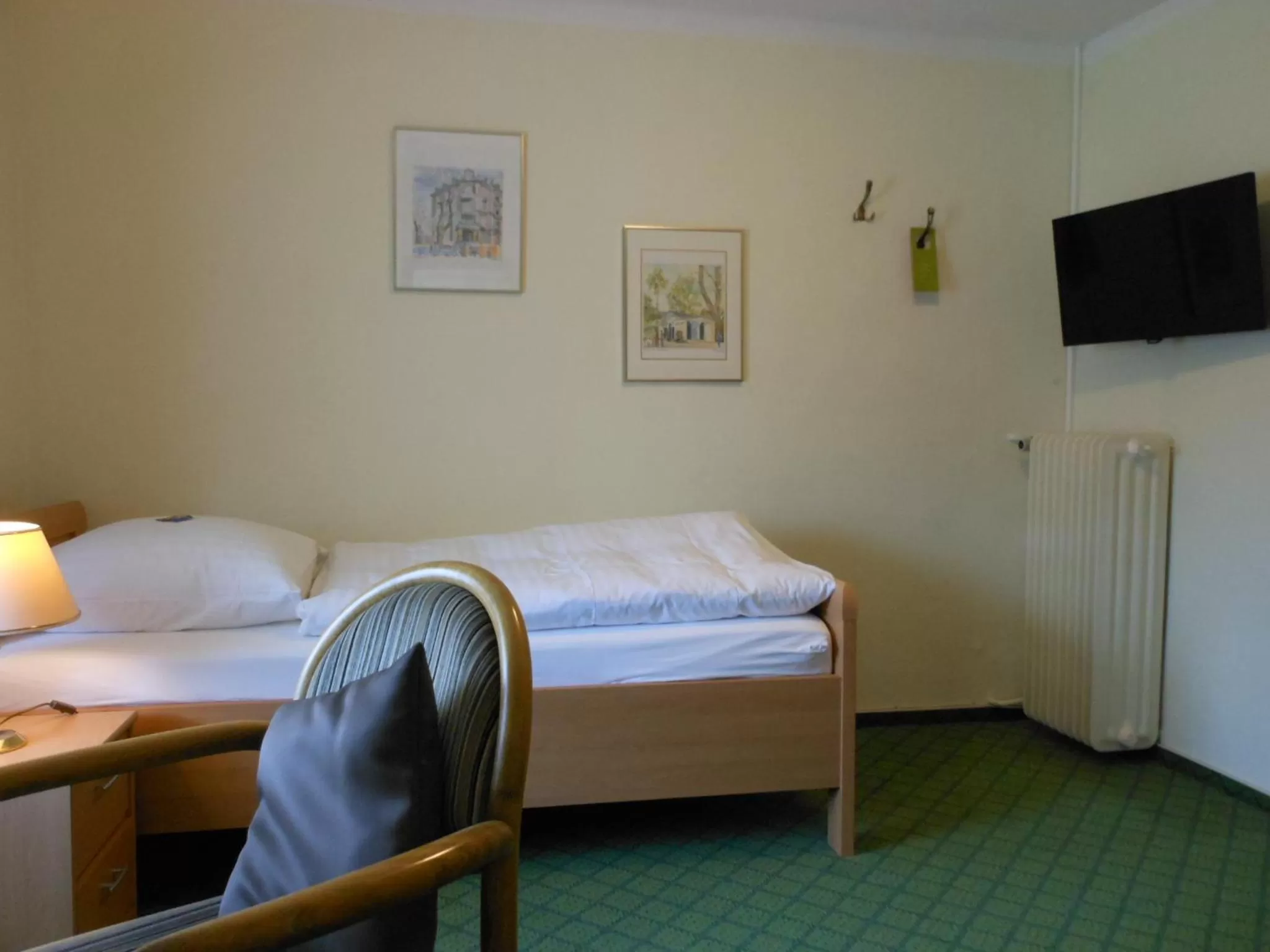 Bedroom, Bed in Westfalenhof Garni