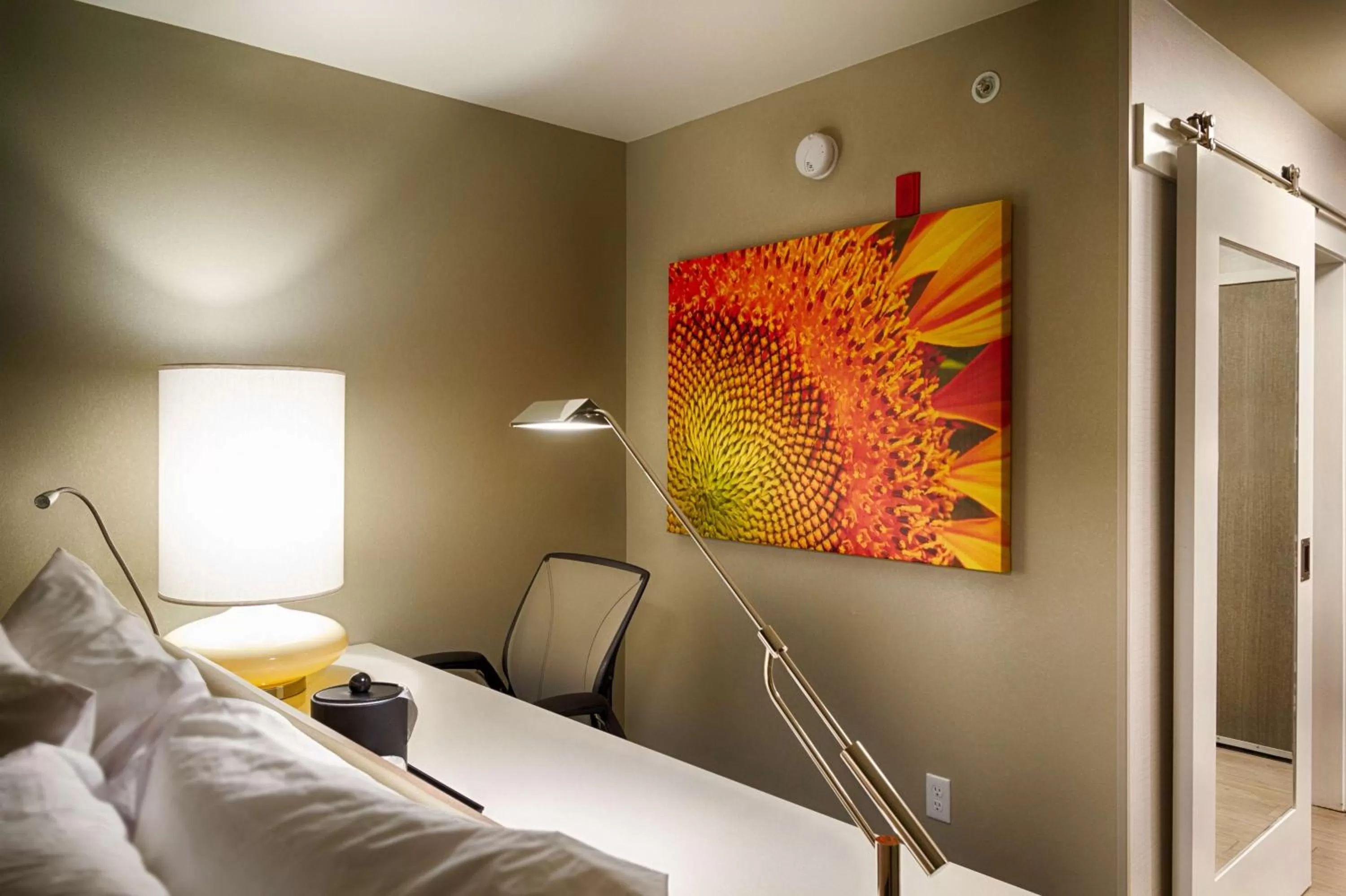 Bed in Hilton Garden Inn Salina