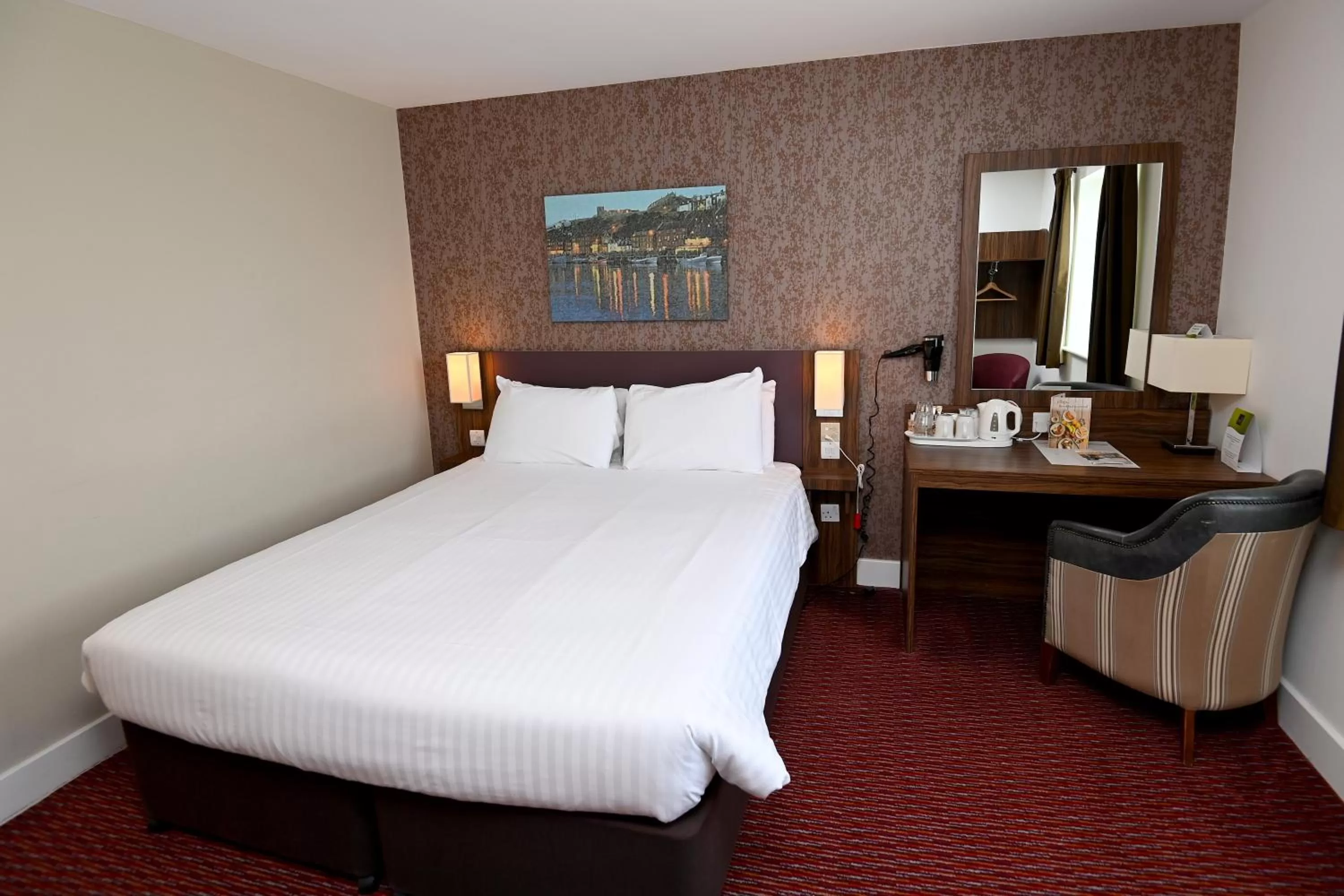 Bedroom, Bed in Penny Hedge, Whitby by Marston's Inns