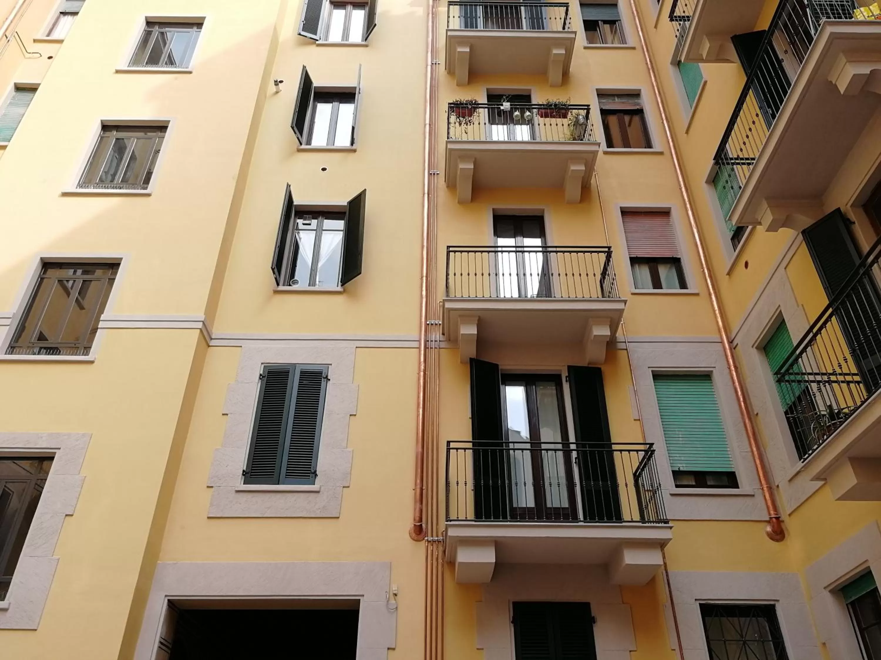 Property building in Hotel Gambara