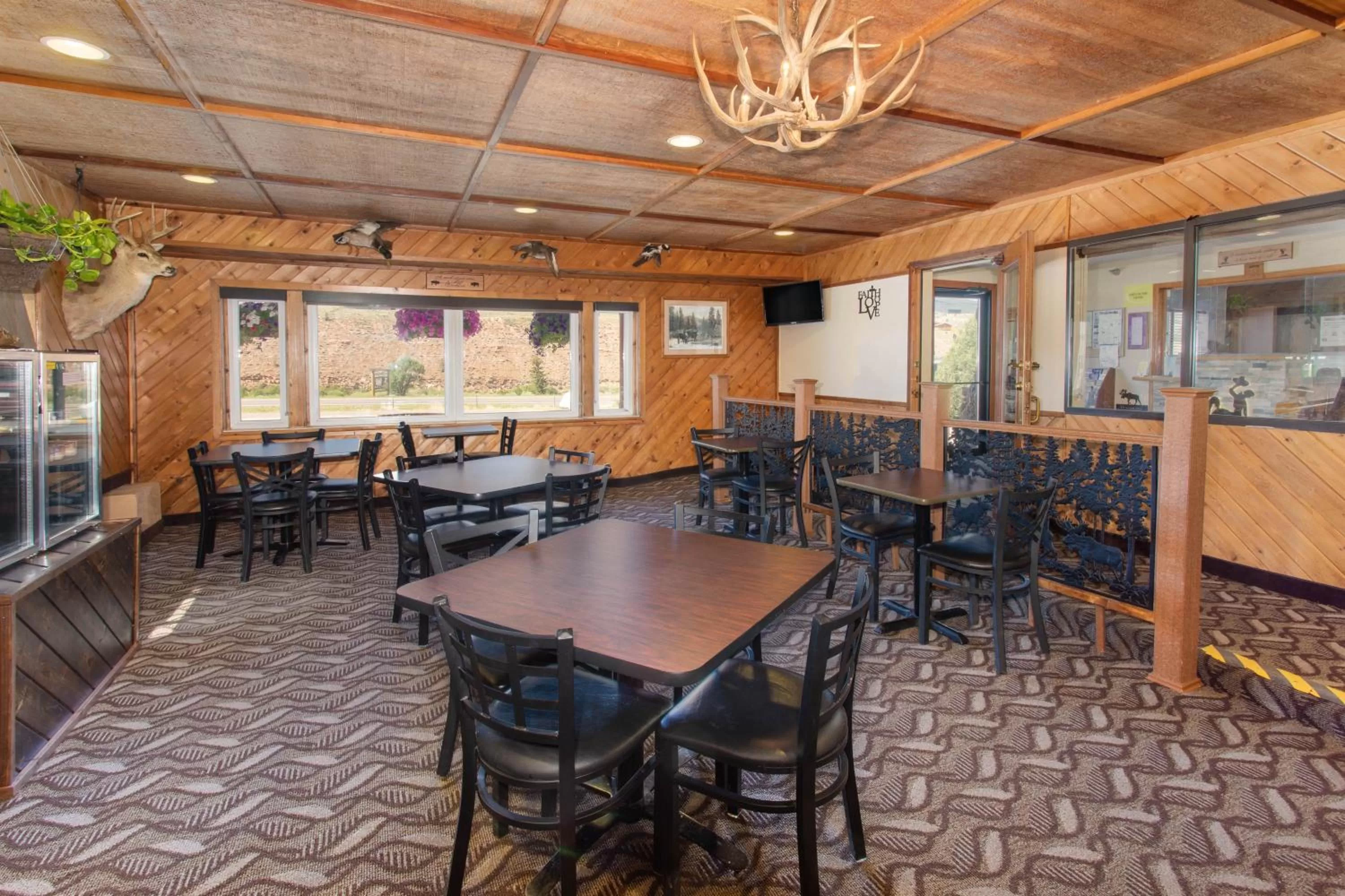 Breakfast in Super 8 by Wyndham Dubois