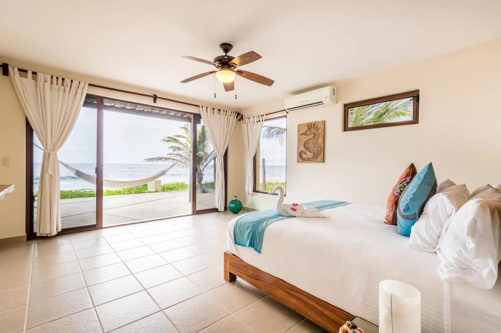 Photo of the whole room in Vivo Resorts