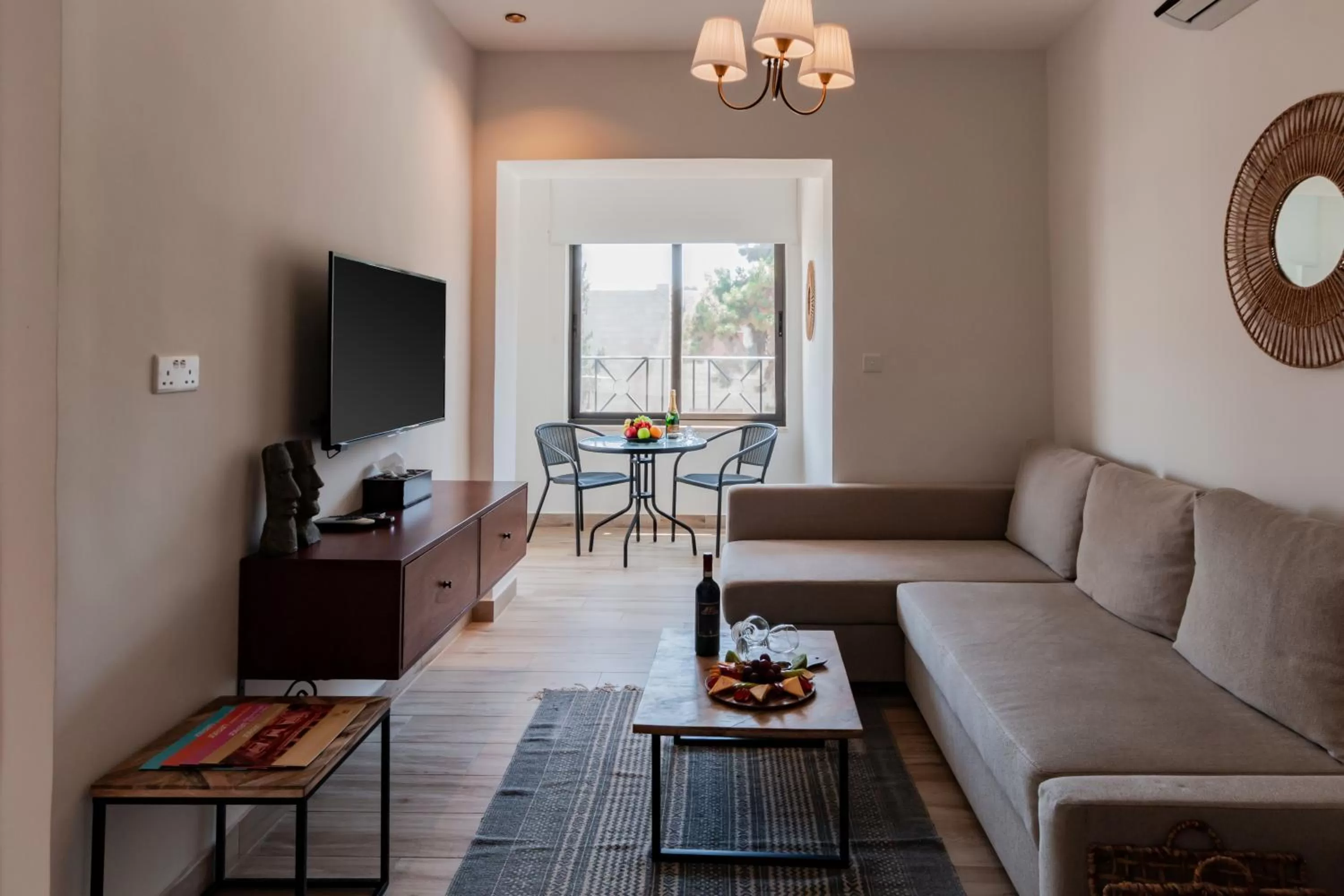 TV and multimedia in Canary Boutique Hotel