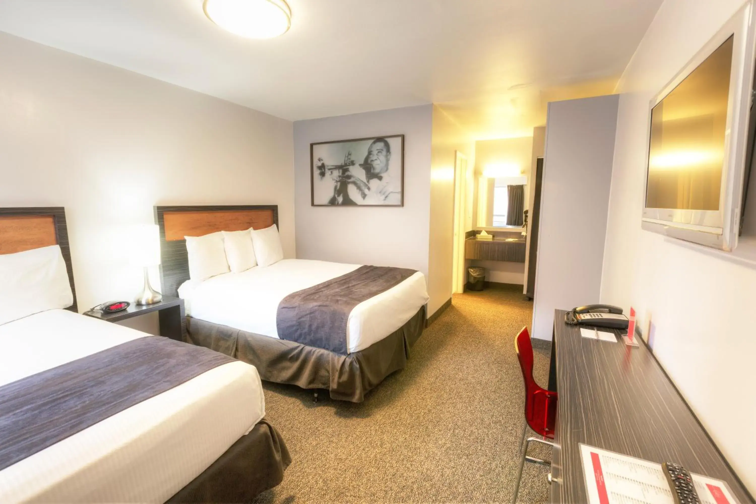 Double Room with Two Double Beds in Hotel Ruby Double Room with Two Double Beds in Hotel Ruby