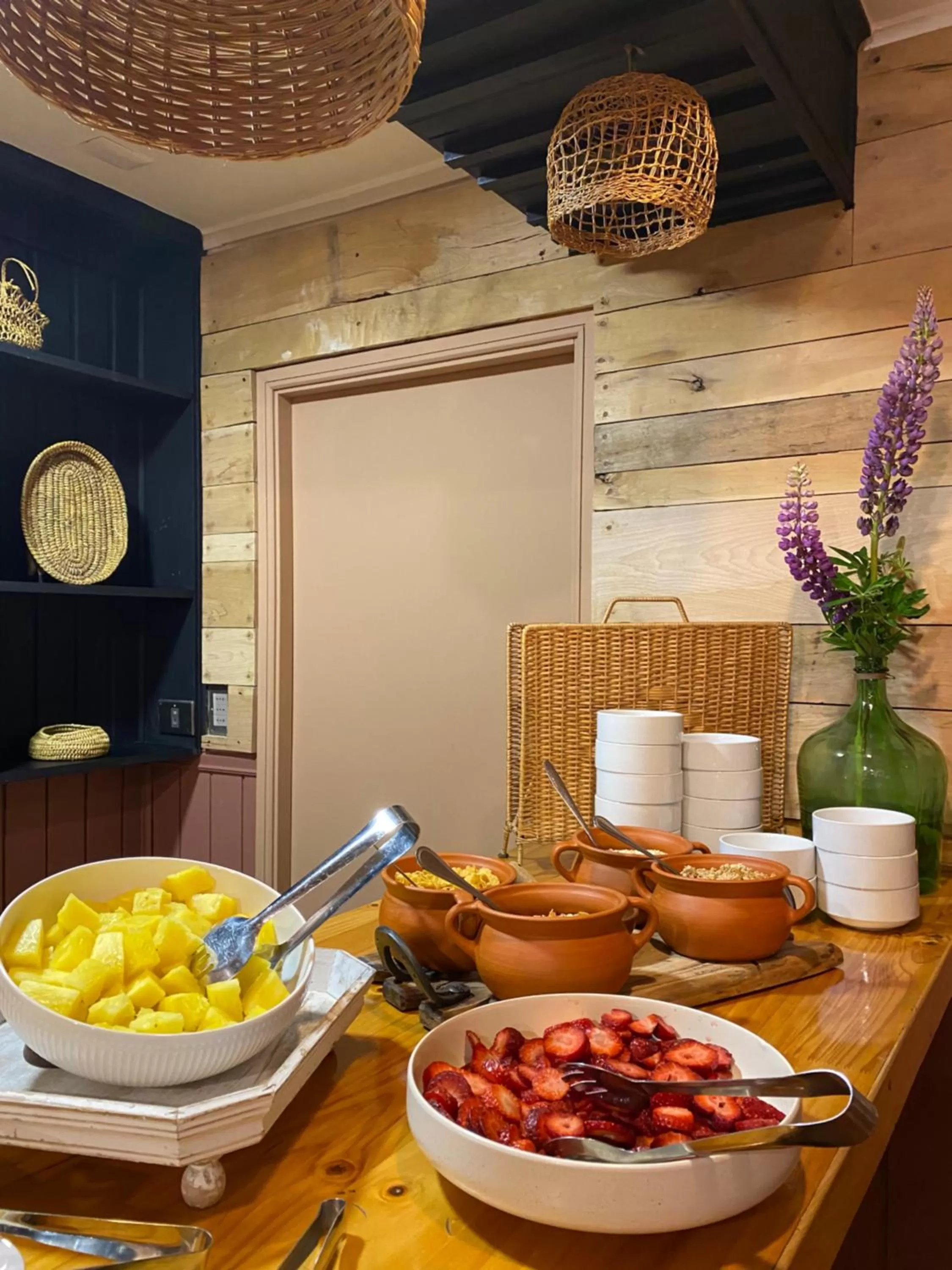 Buffet breakfast in Hotel Aquaterra