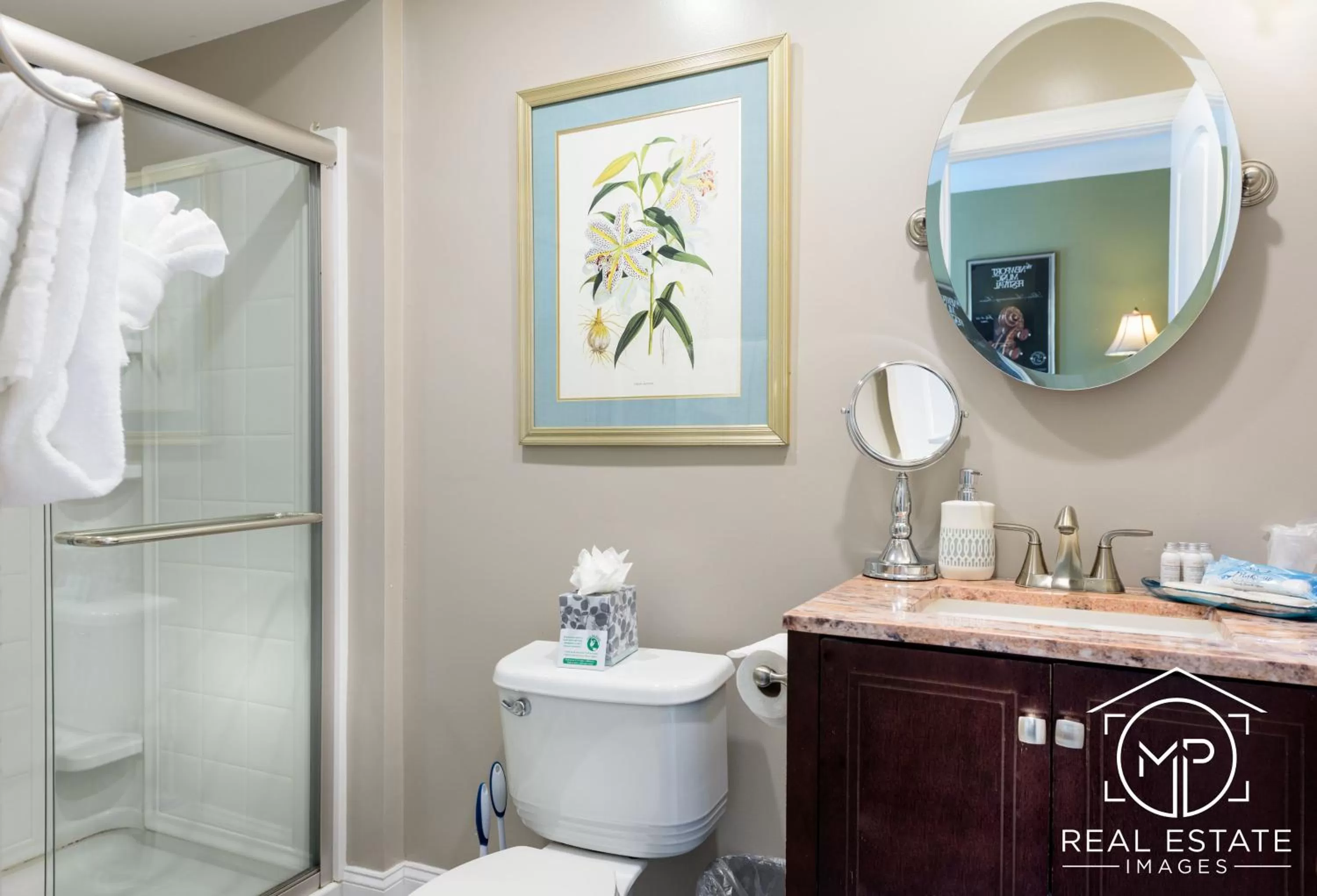 Bathroom in Bouchard Restaurant & Inn