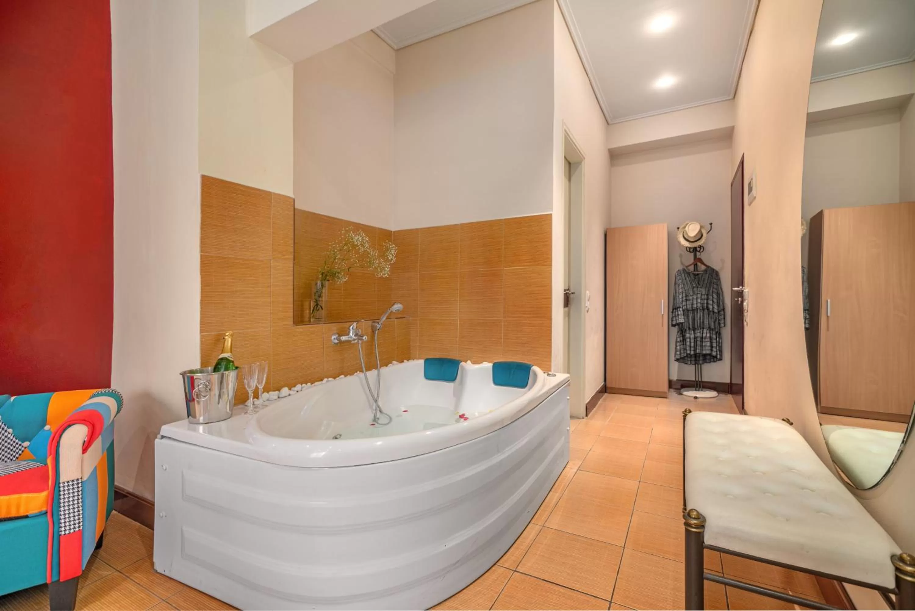 Hot Tub in Zen Hotel