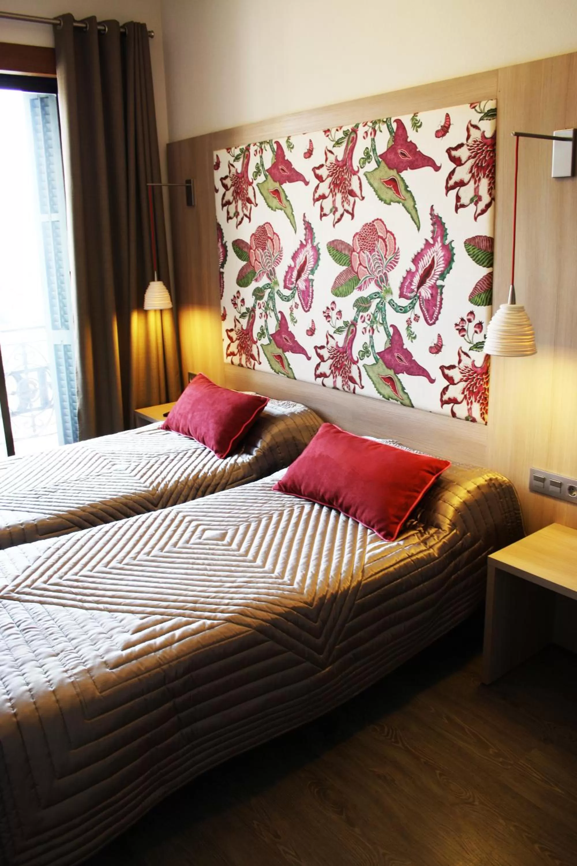 Bed in Hotel Ginebra