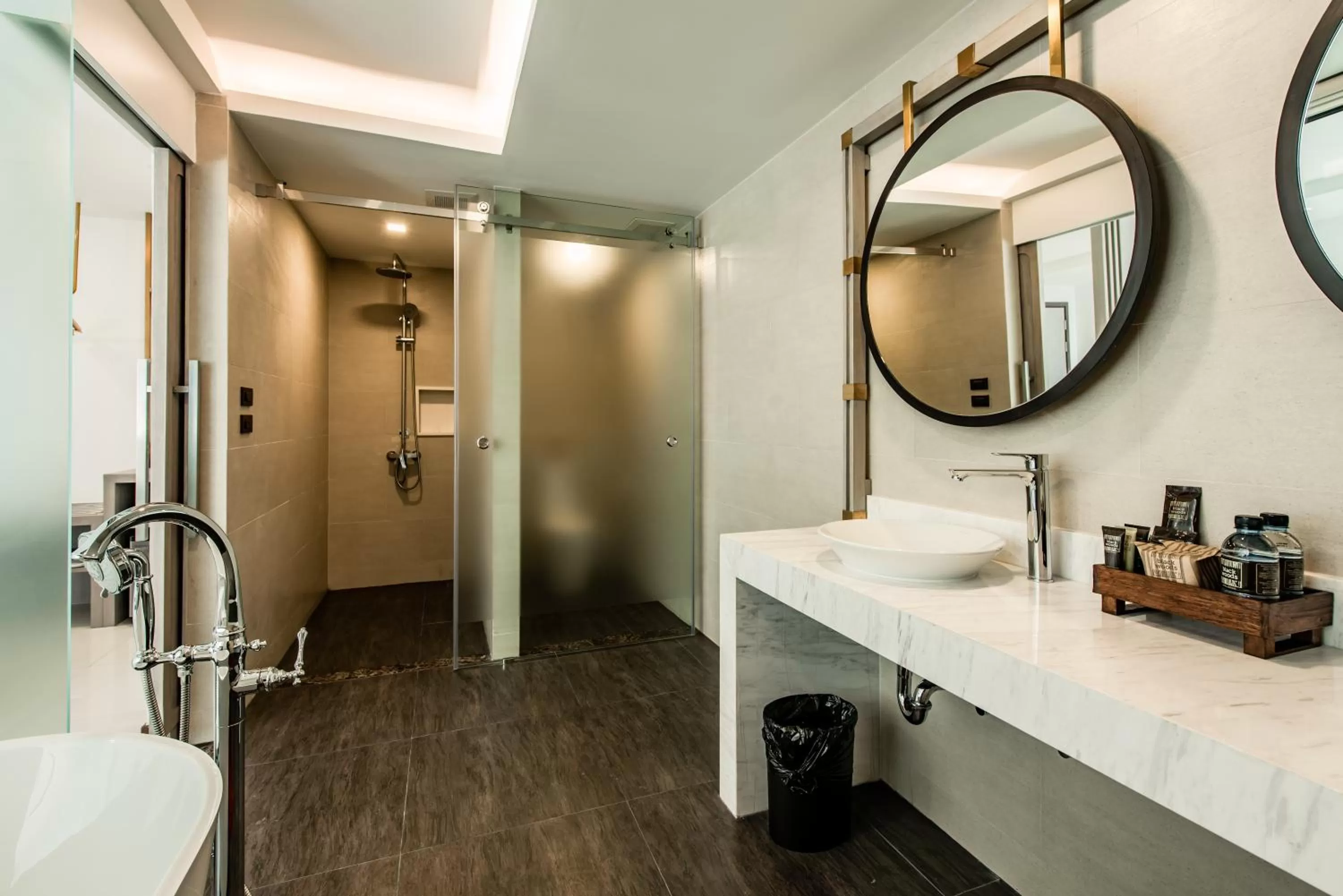 Bathroom in Blackwoods Hotel Pattaya - SHA Extra Plus