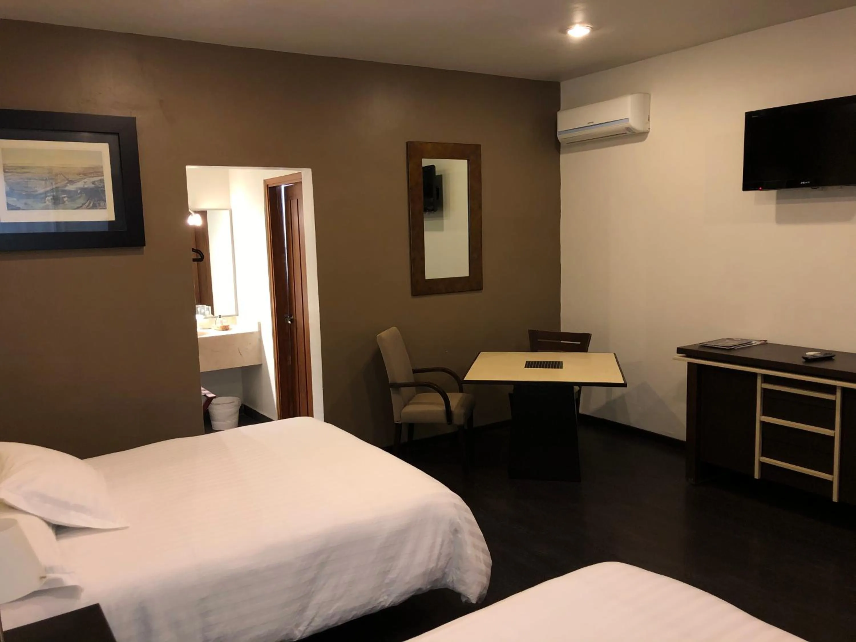 Photo of the whole room, Bed in Casa Mateo Hotel Boutique